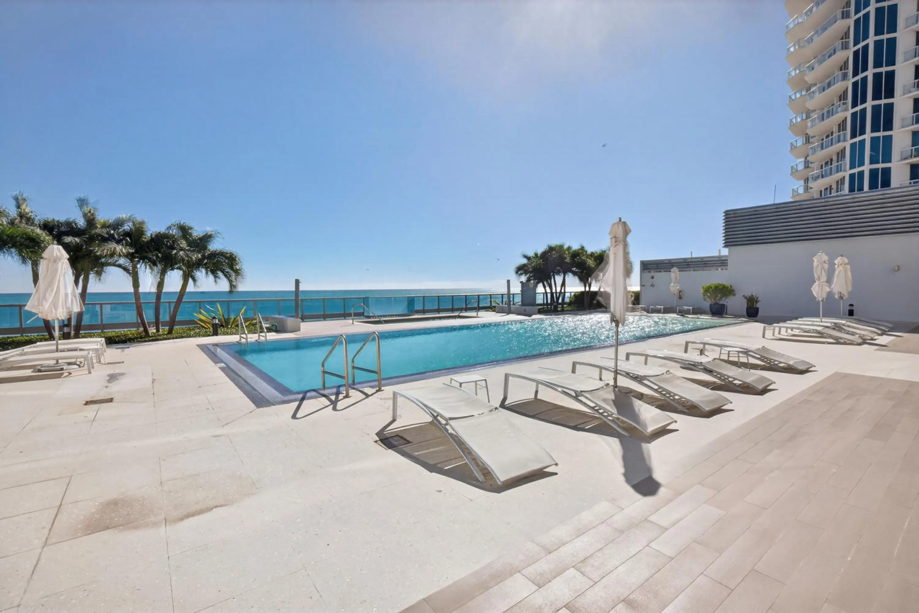 Swimming pool in Monte Carlo by Miami Vacations