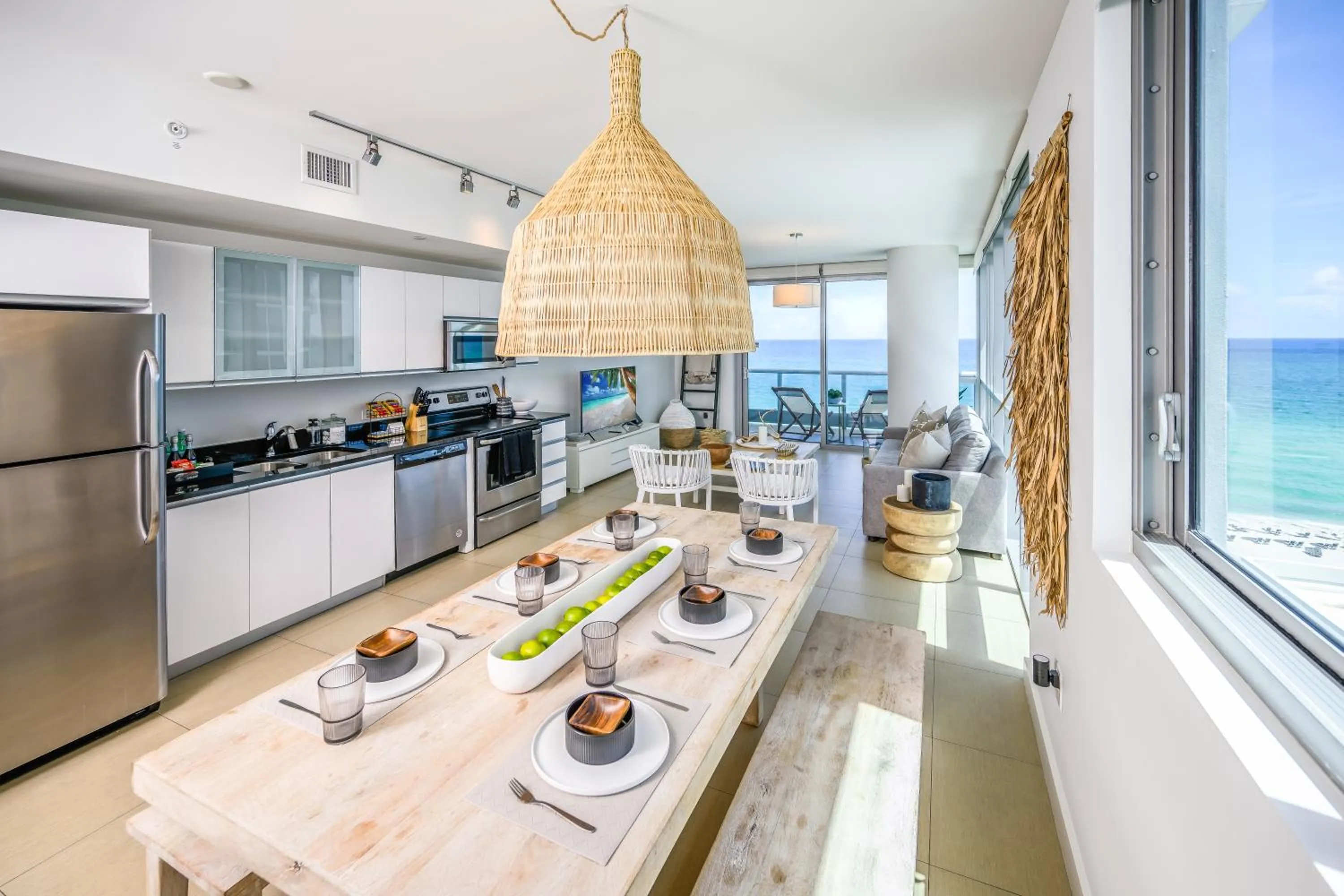 Kitchen or kitchenette in Monte Carlo by Miami Vacations