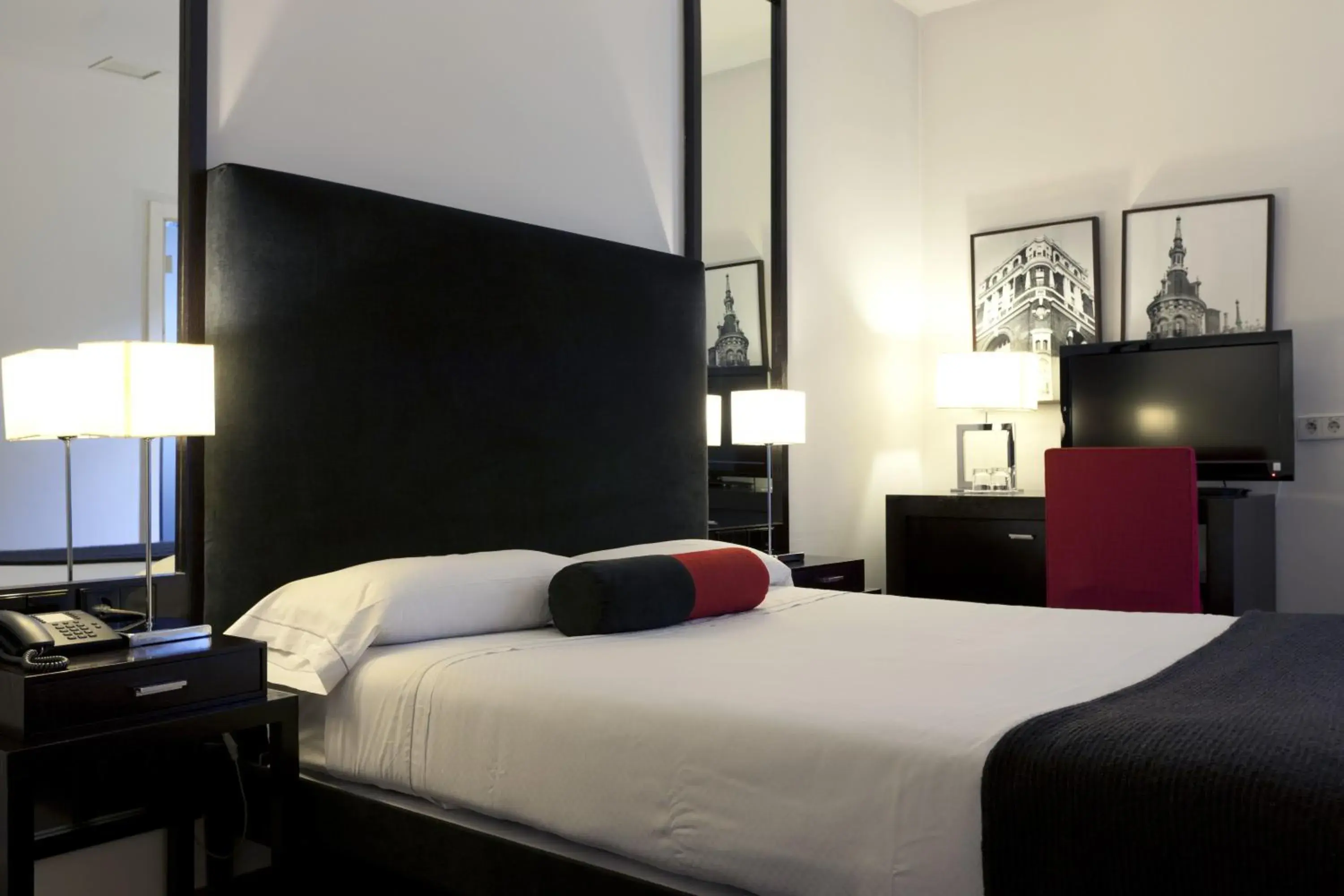 Double single use in Quatro Puerta del Sol Double single use in Quatro Puerta del Sol