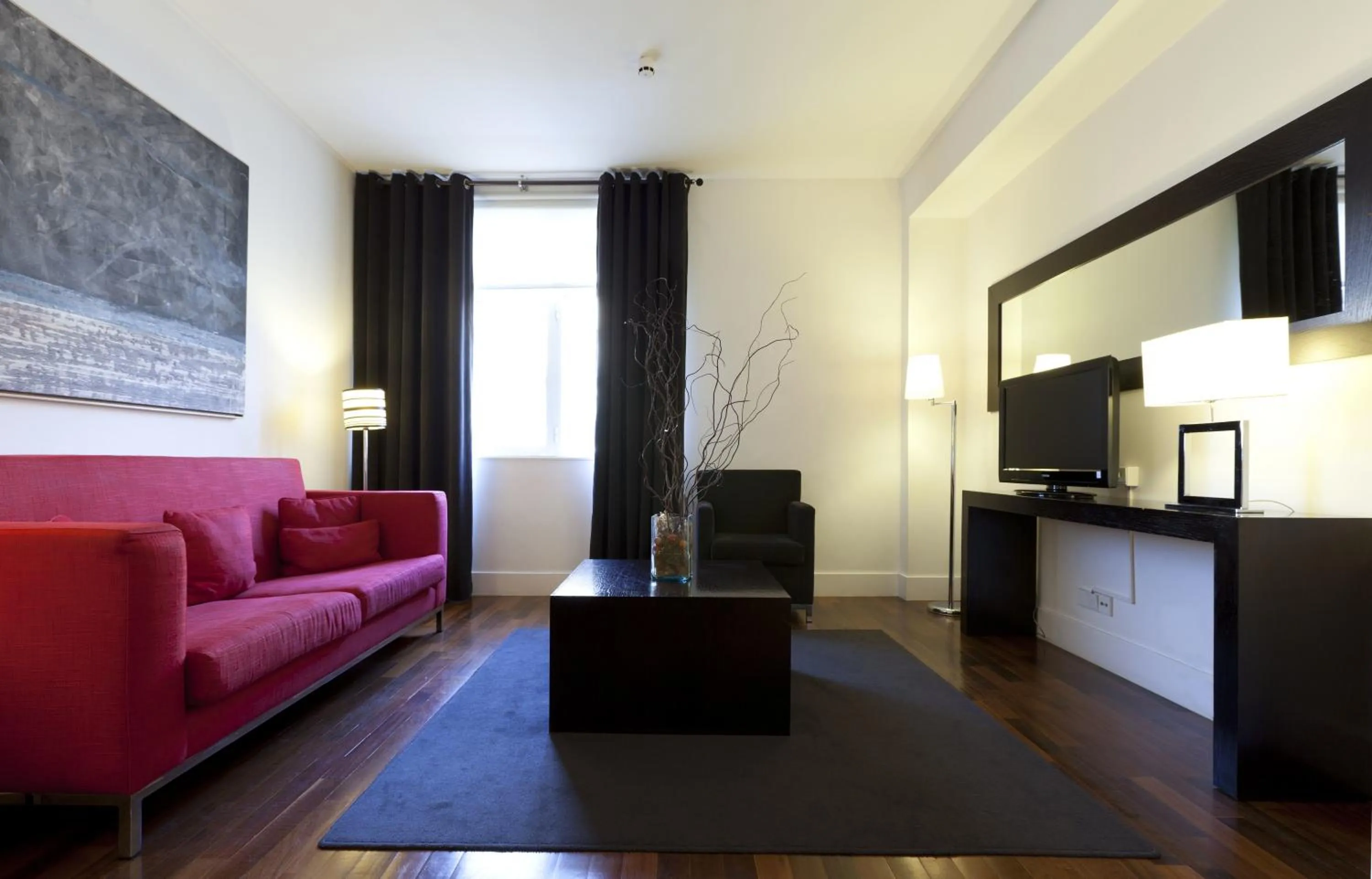 Decorative detail in Quatro Puerta del Sol