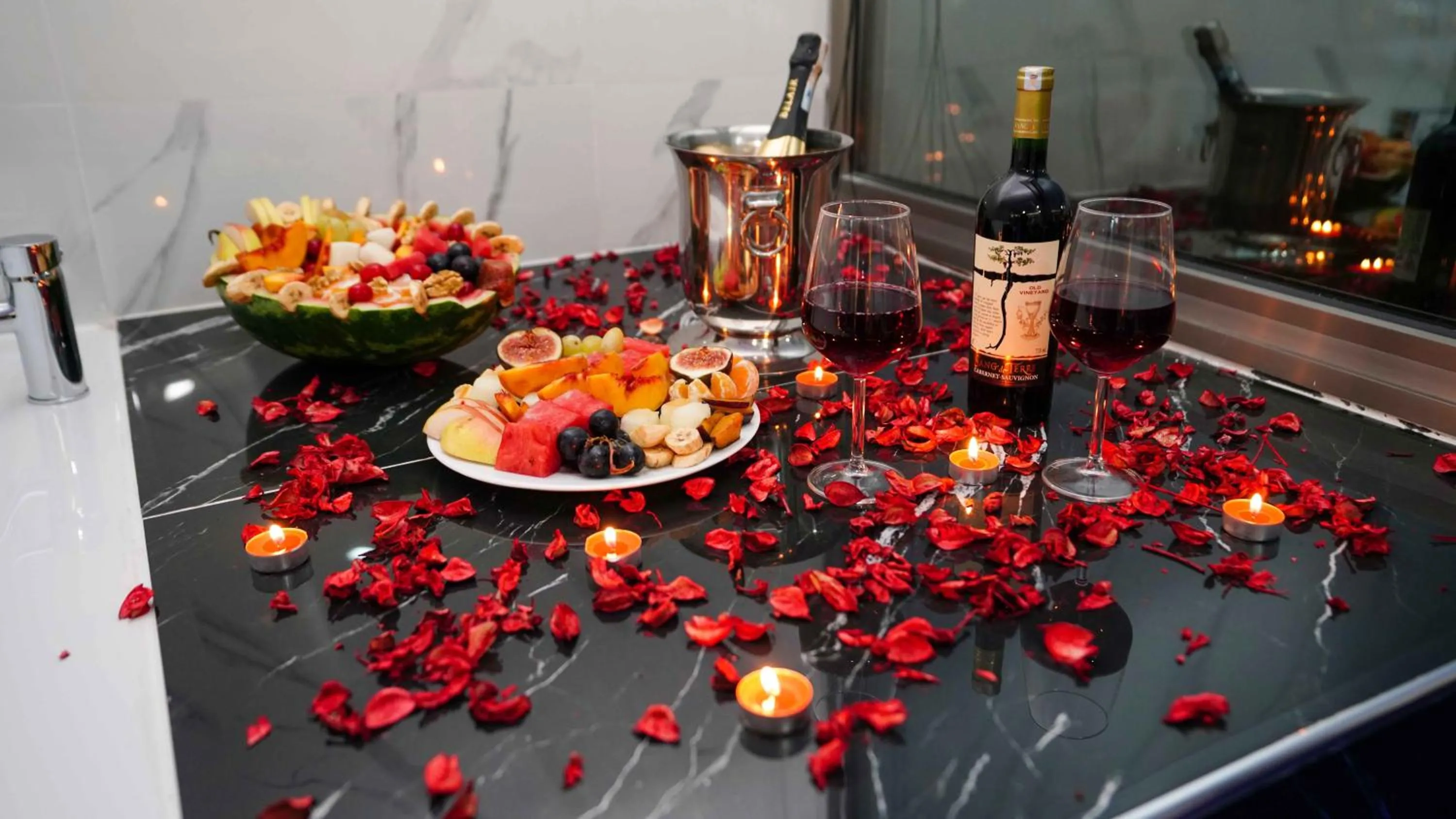 Bath in AURA MARINA HOTEL