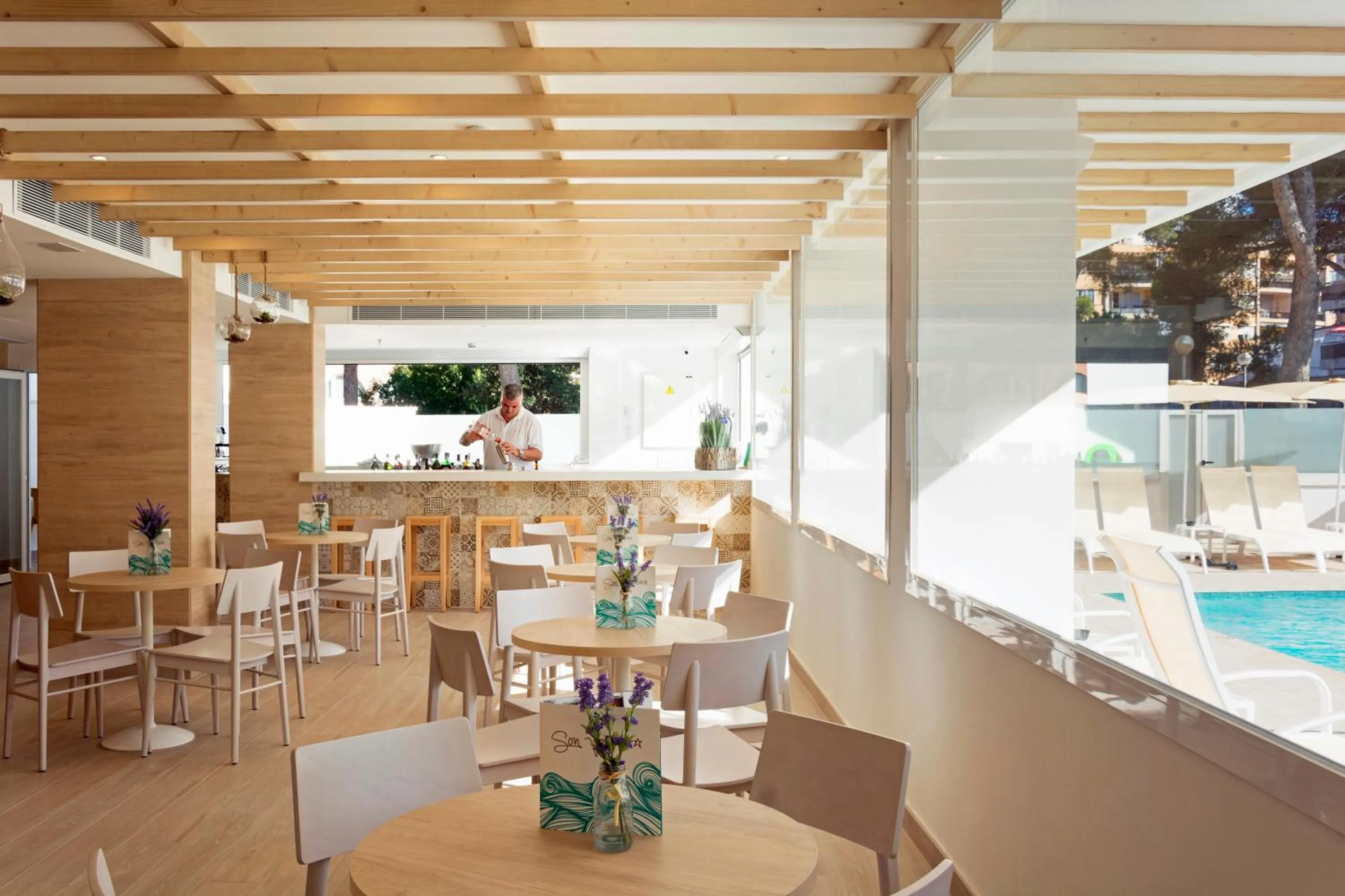 Lounge or bar in HSM Son Veri - Adults Only