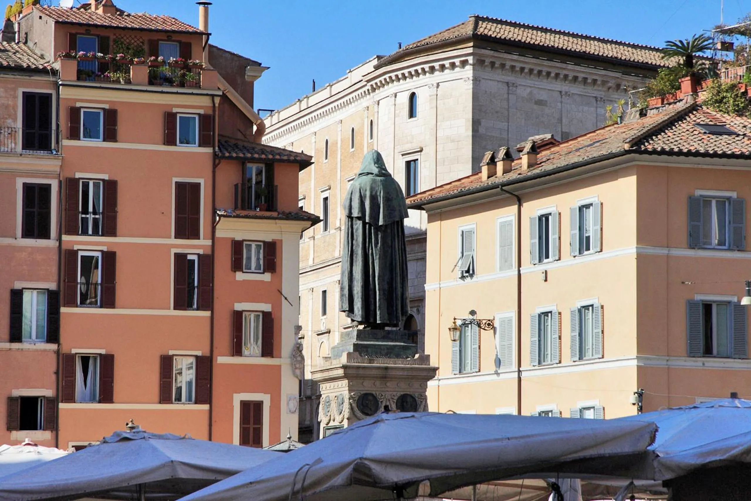 Facade/entrance in Mama's Home Rome