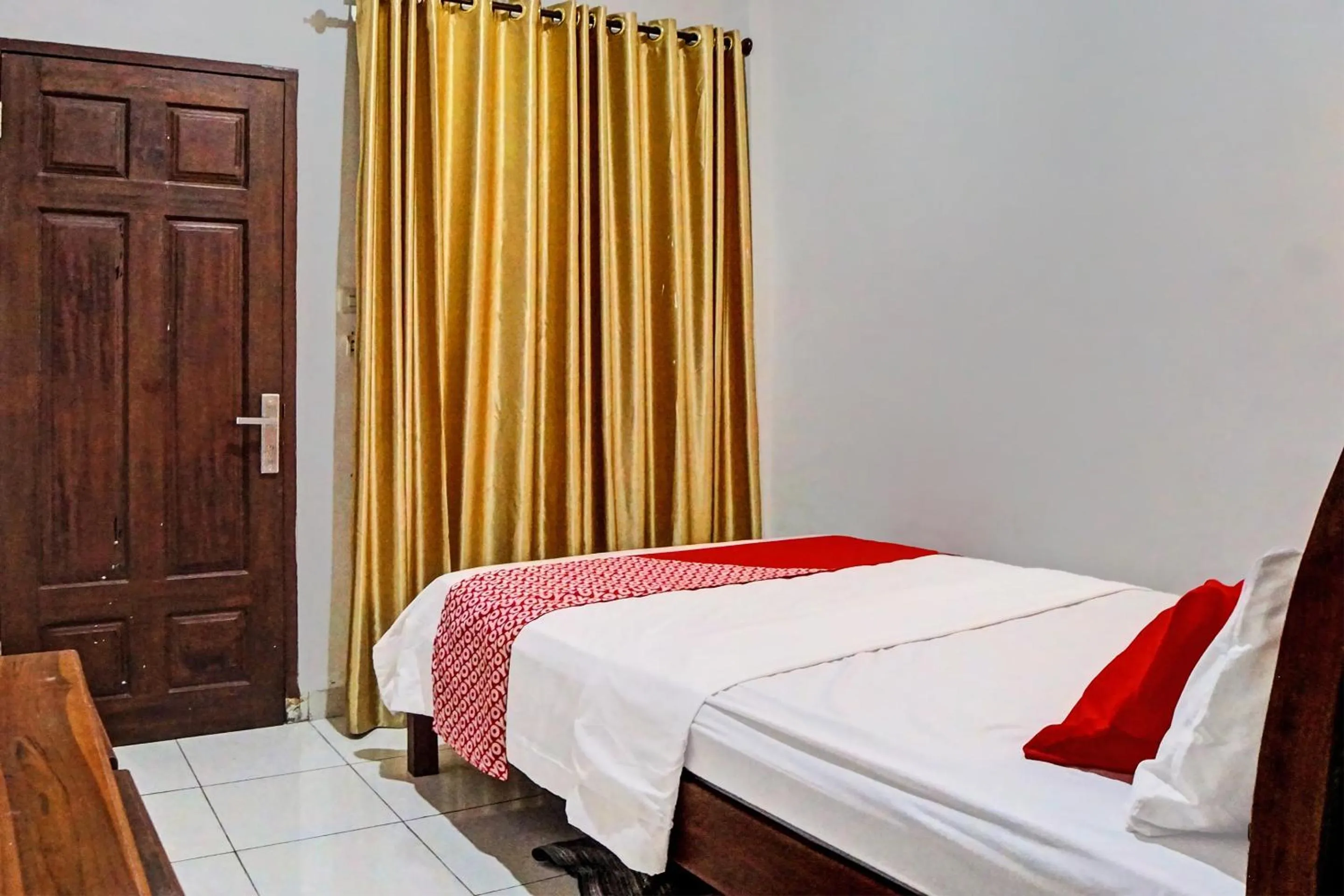 Bedroom in Hotel O Jr Residence Syariah