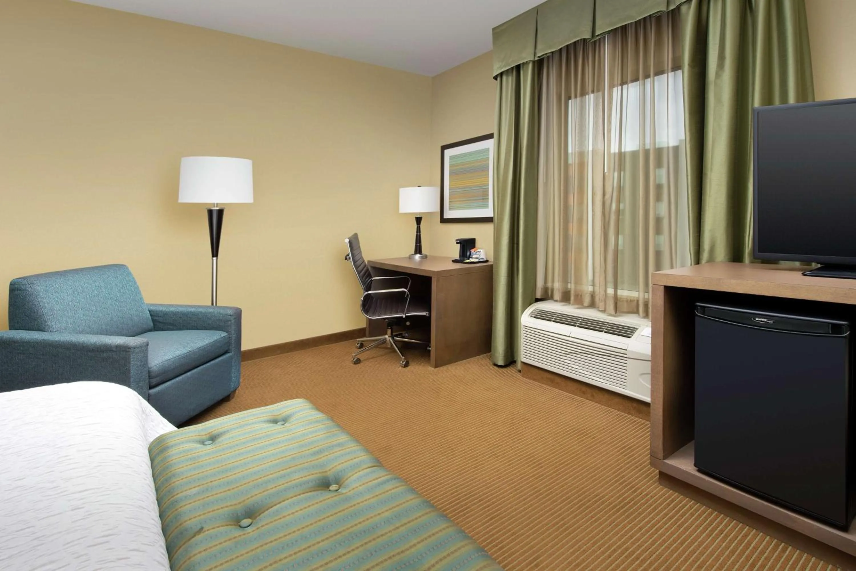 Bedroom in Hampton Inn Lake Charles