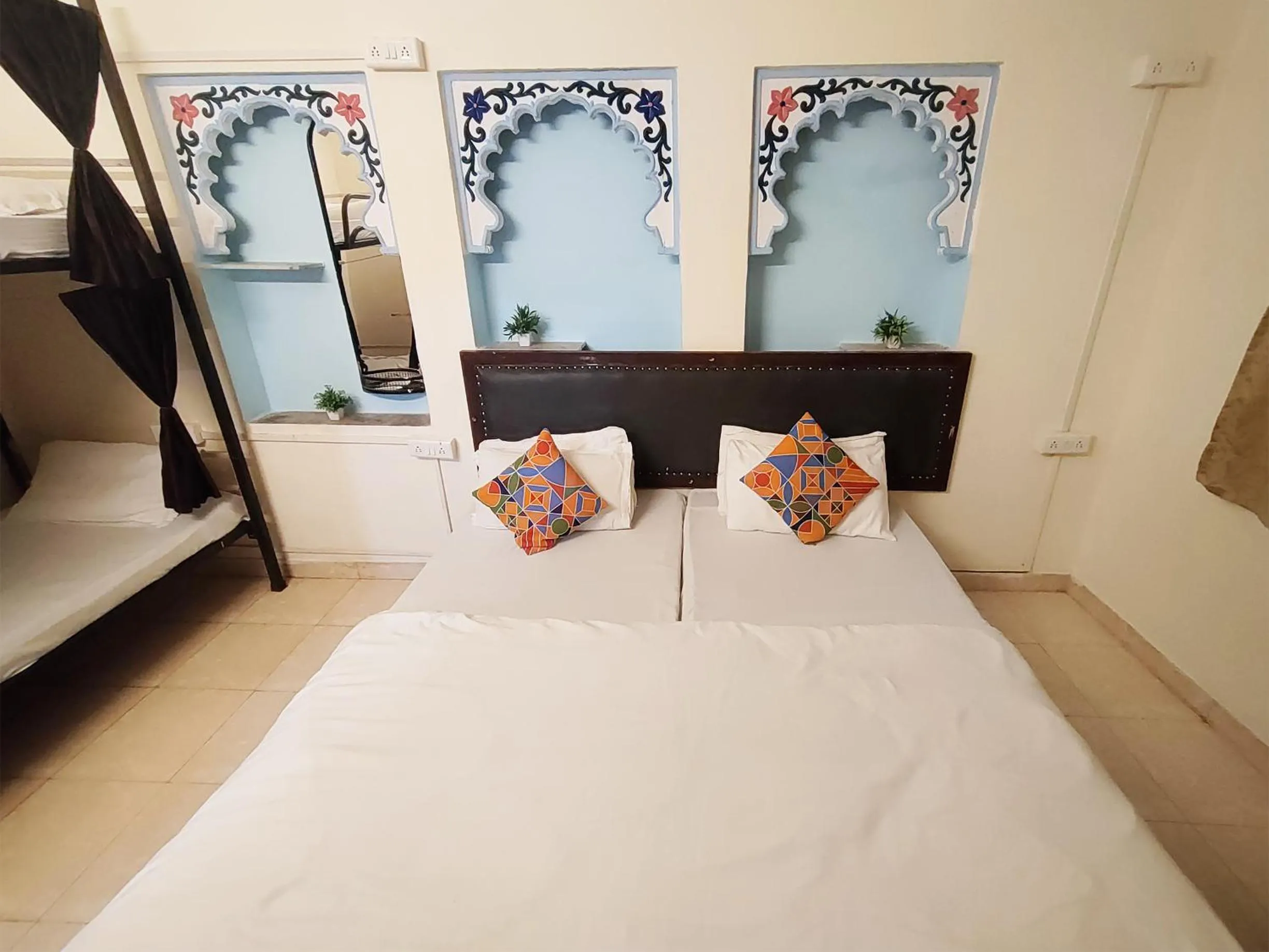 Bed in Jungle by sturmfrei Udaipur