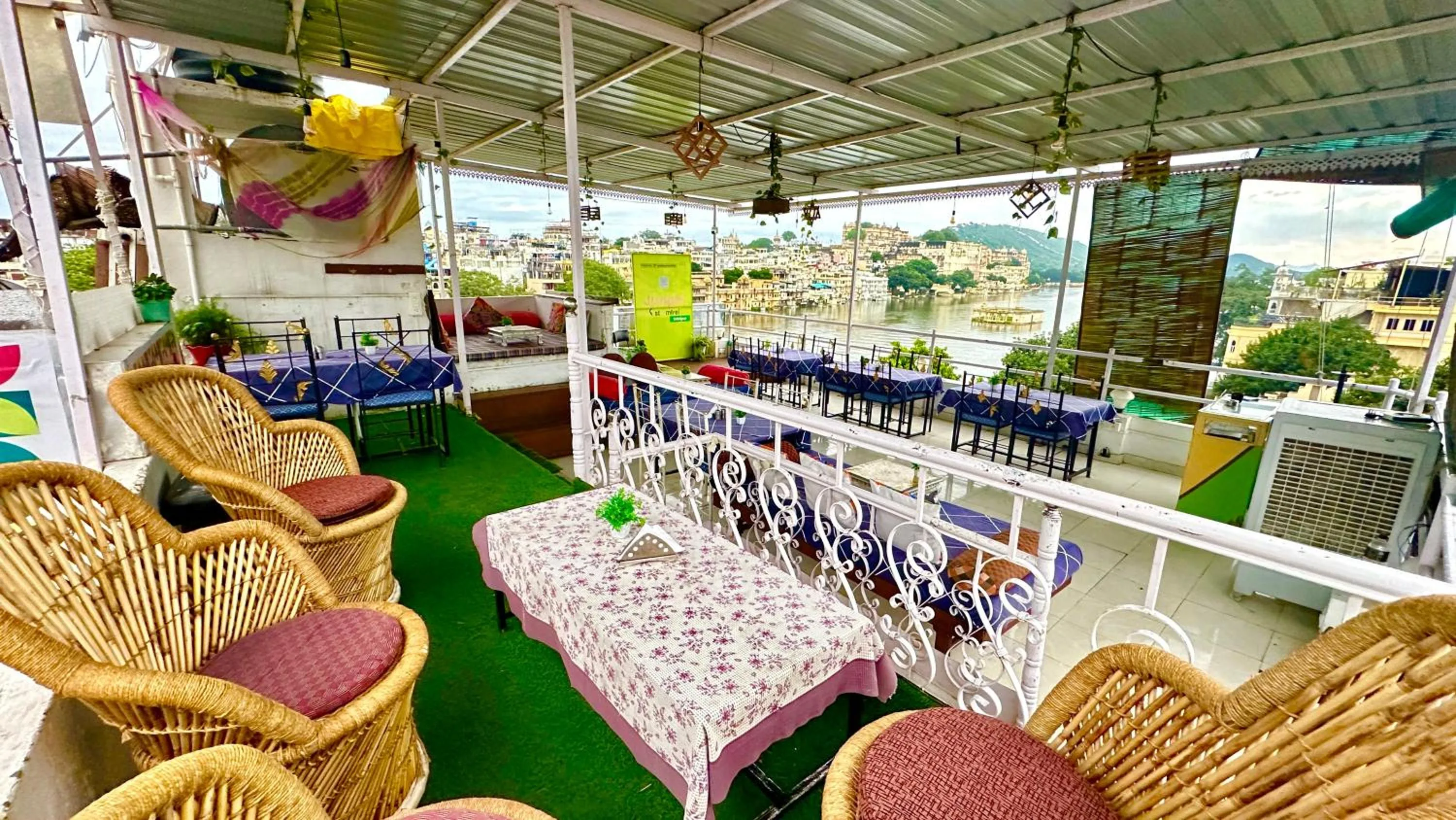 Restaurant/places to eat in Jungle by sturmfrei Udaipur