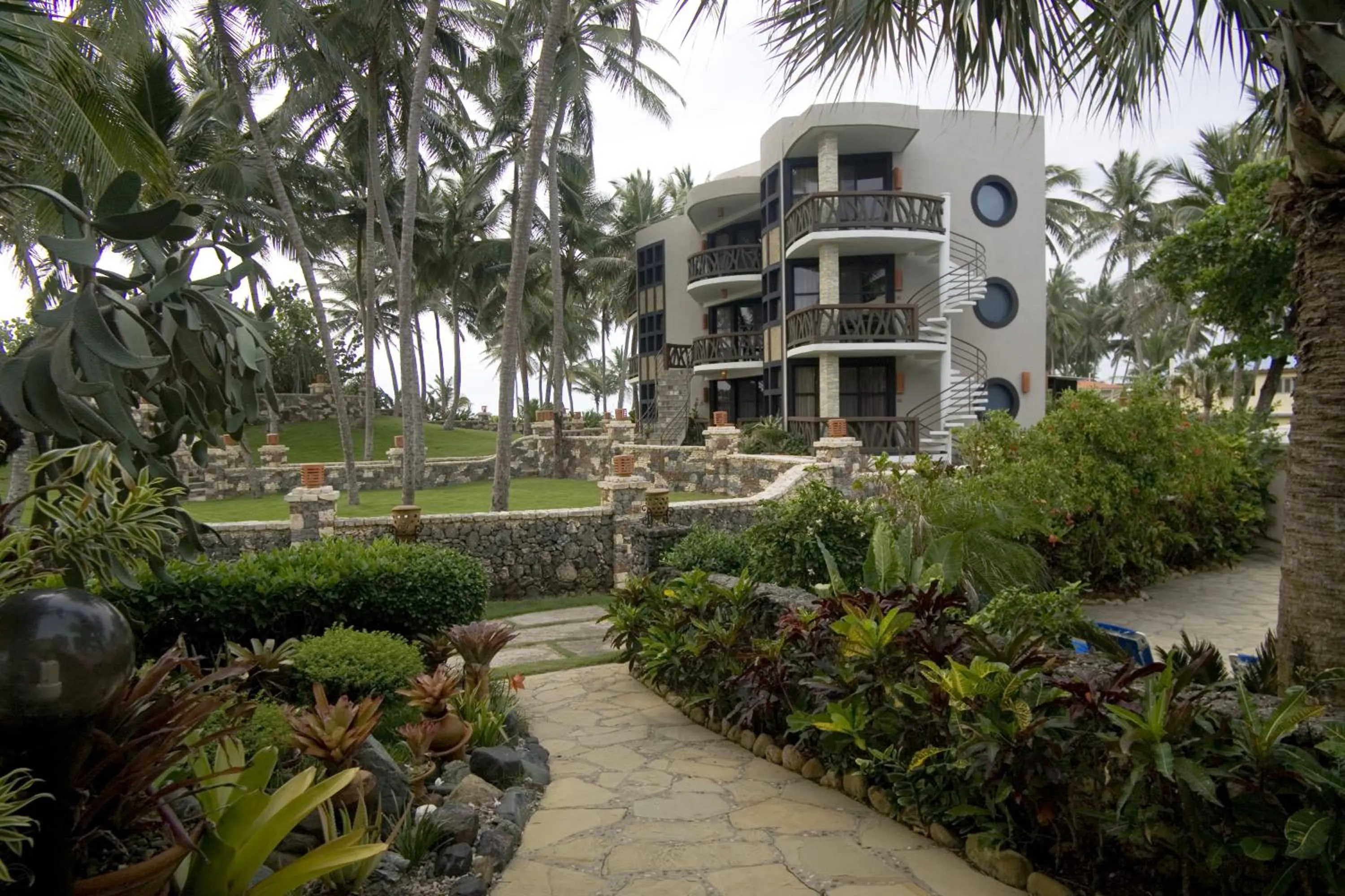 Facade/entrance in El Magnifico