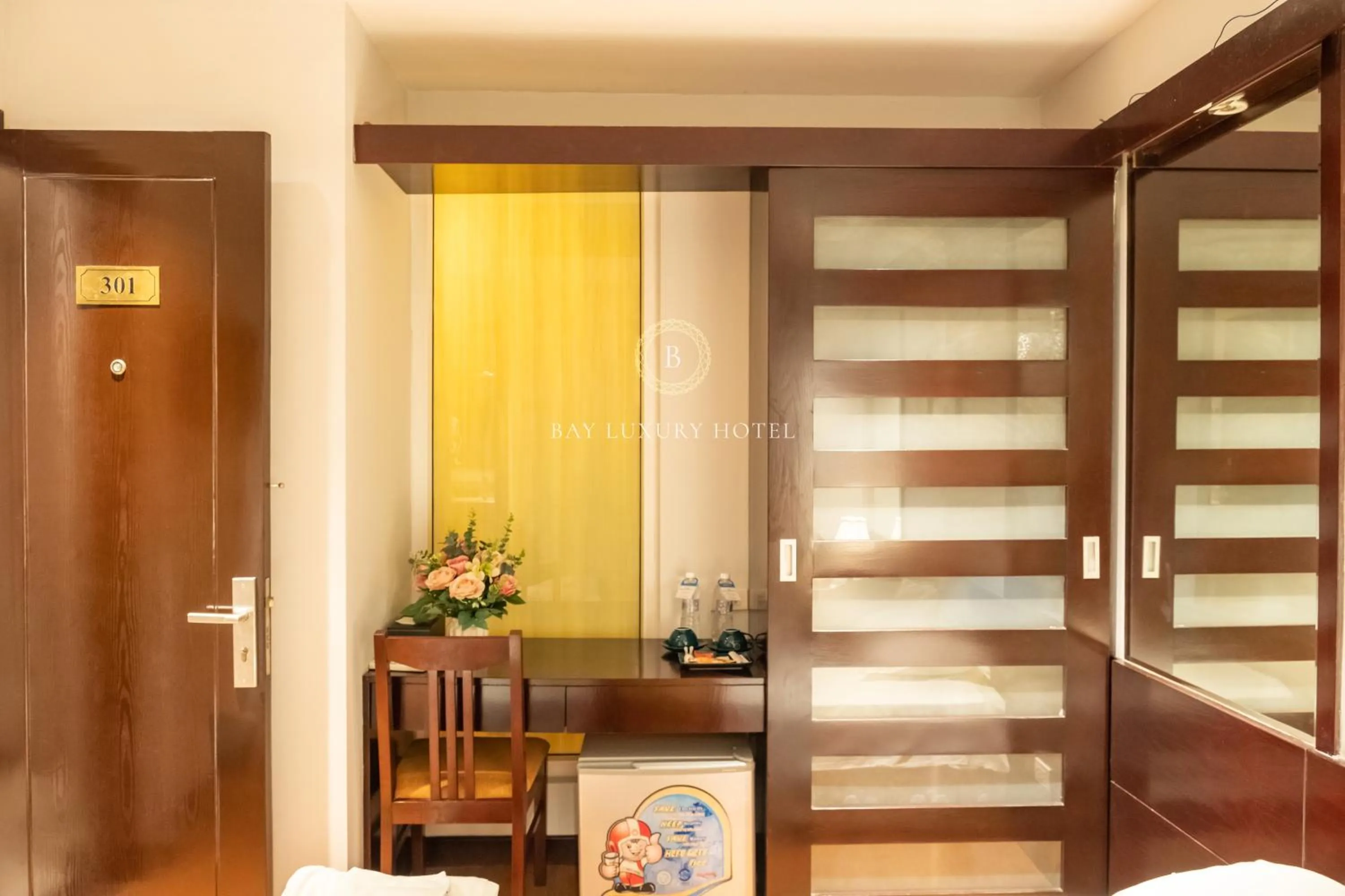 Drinks, Bed in Bay Luxury Hotel & Spa - 9 Nguyen Truong To