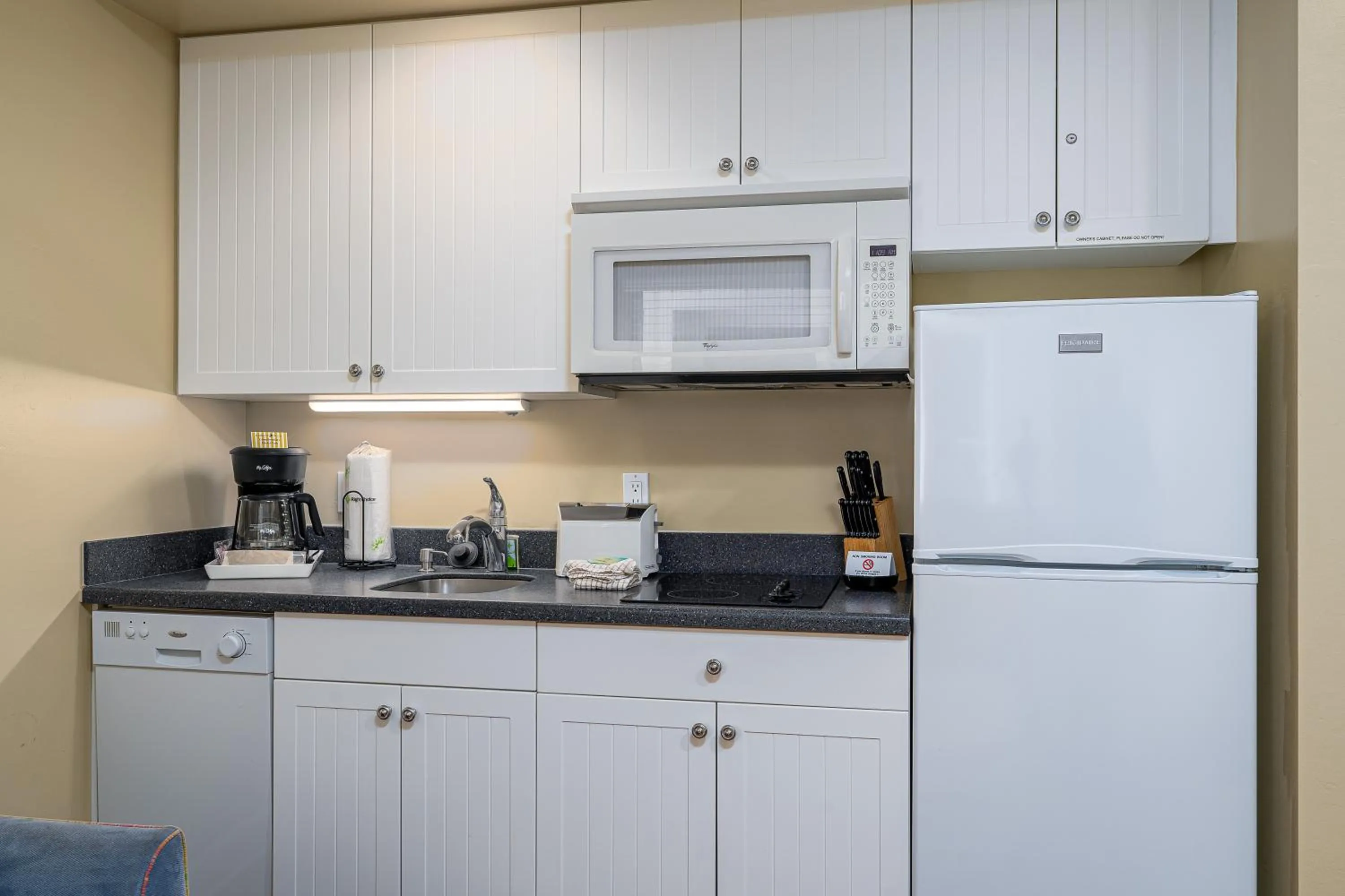 Harbour House at the Inn 313