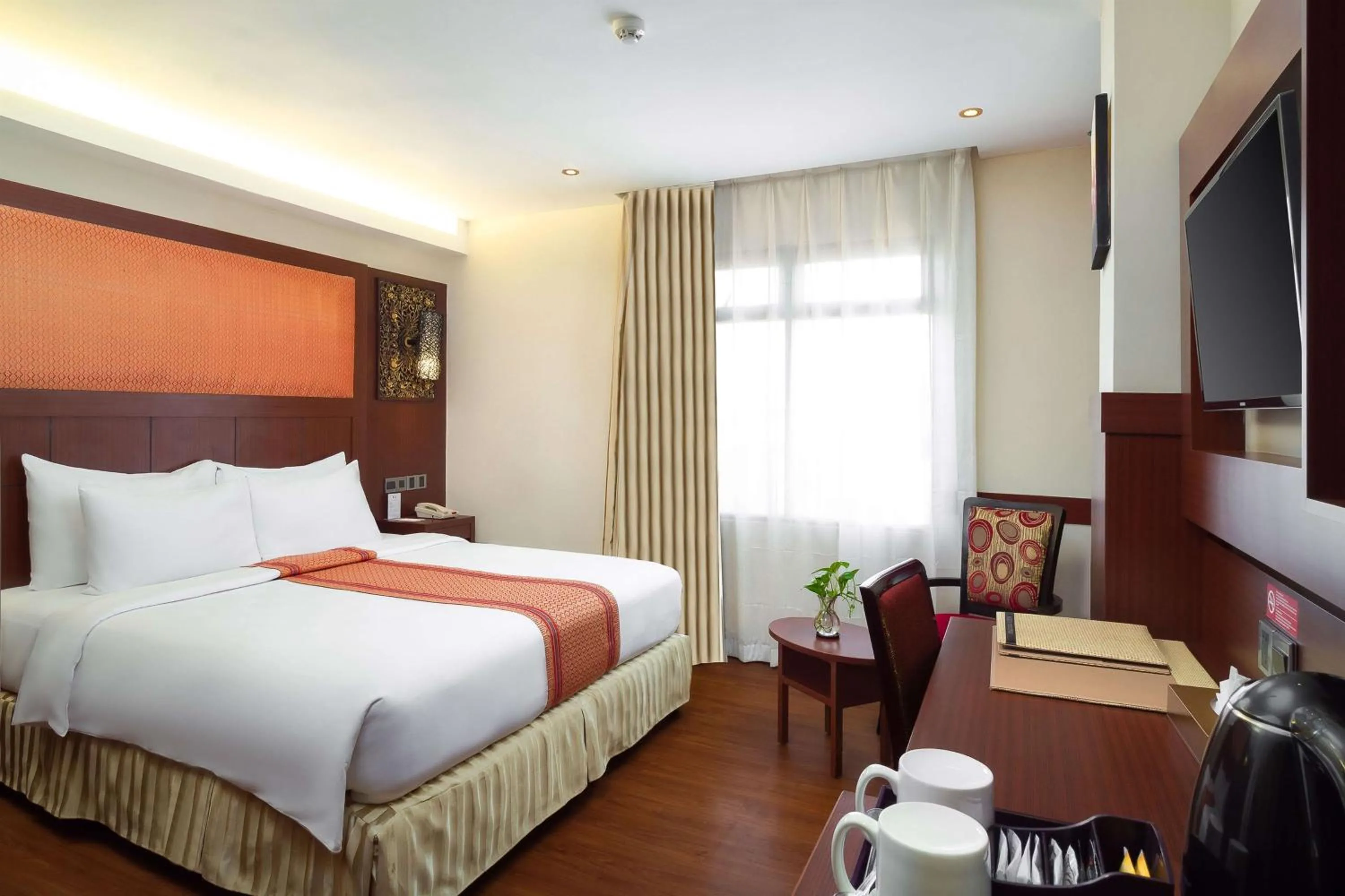 Bedroom, Bed in Best Western Plus Makassar Beach