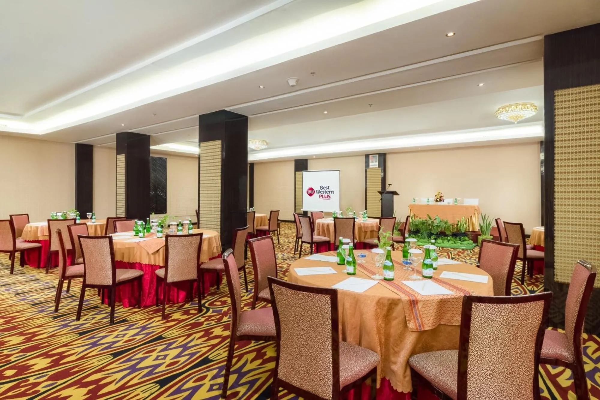 Banquet/Function facilities in Best Western Plus Makassar Beach