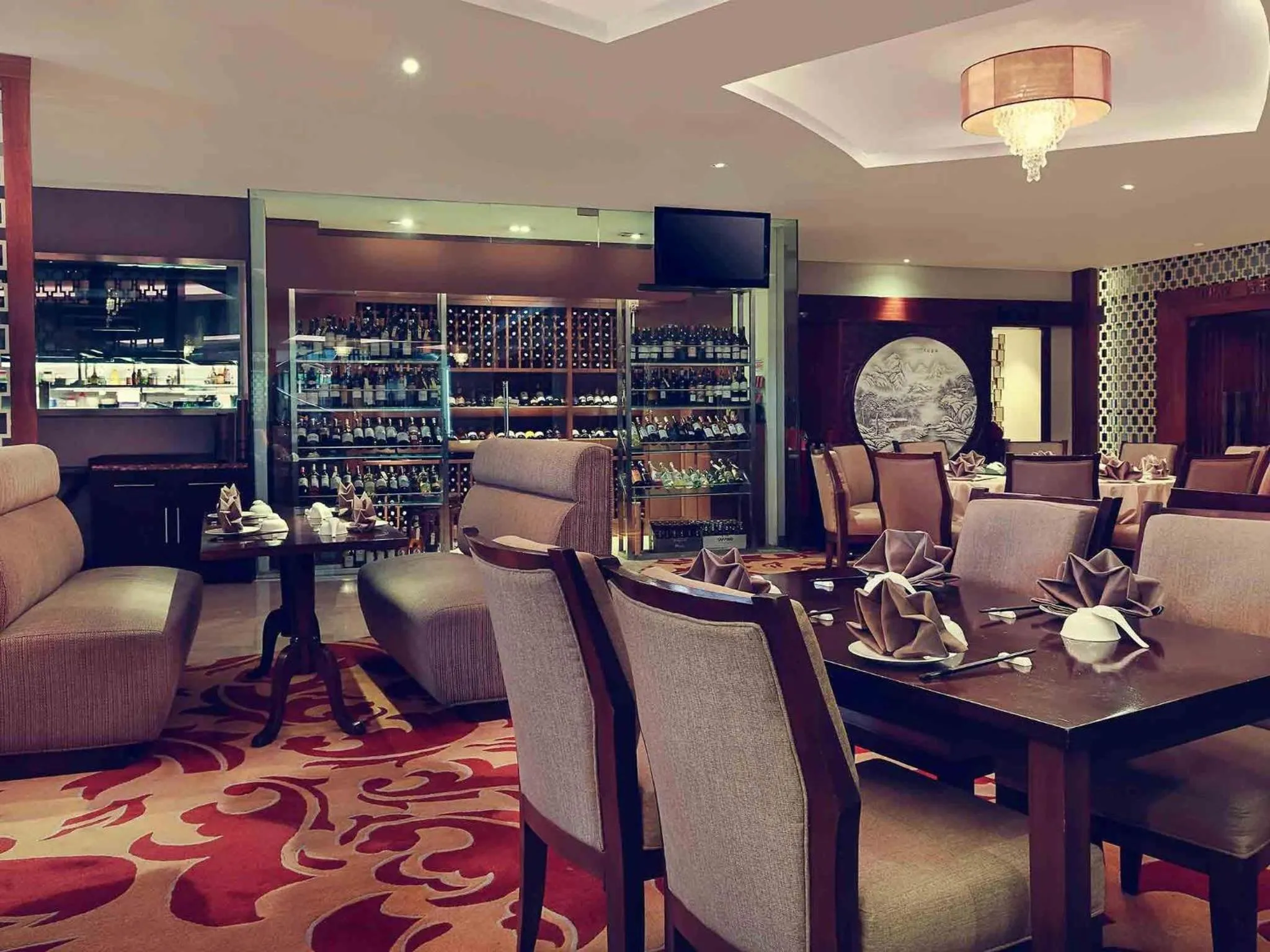 Restaurant/places to eat in Grand Mercure Bandung Setiabudi