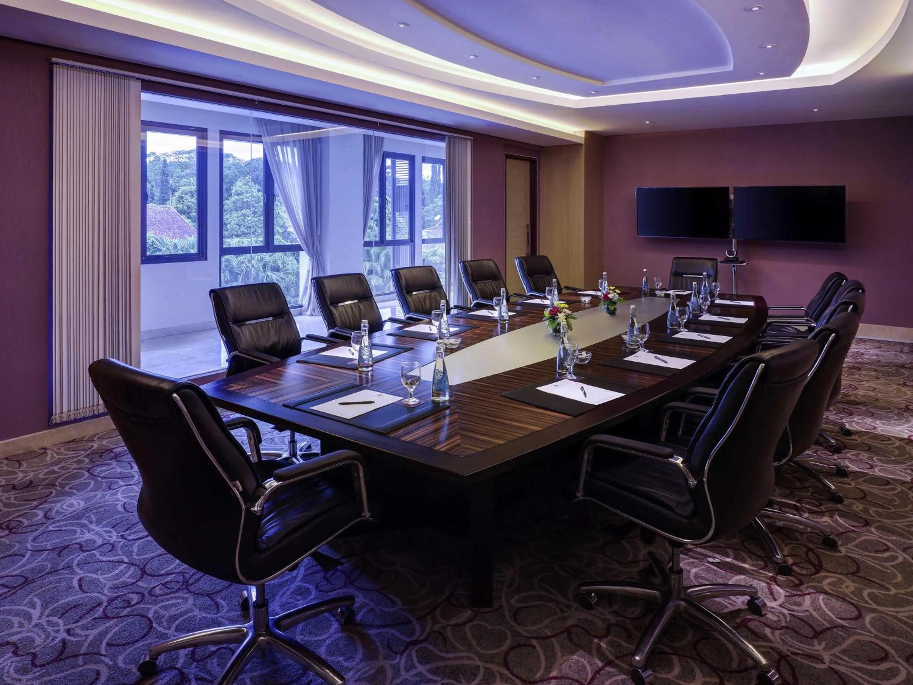 Meeting/conference room in Grand Mercure Bandung Setiabudi