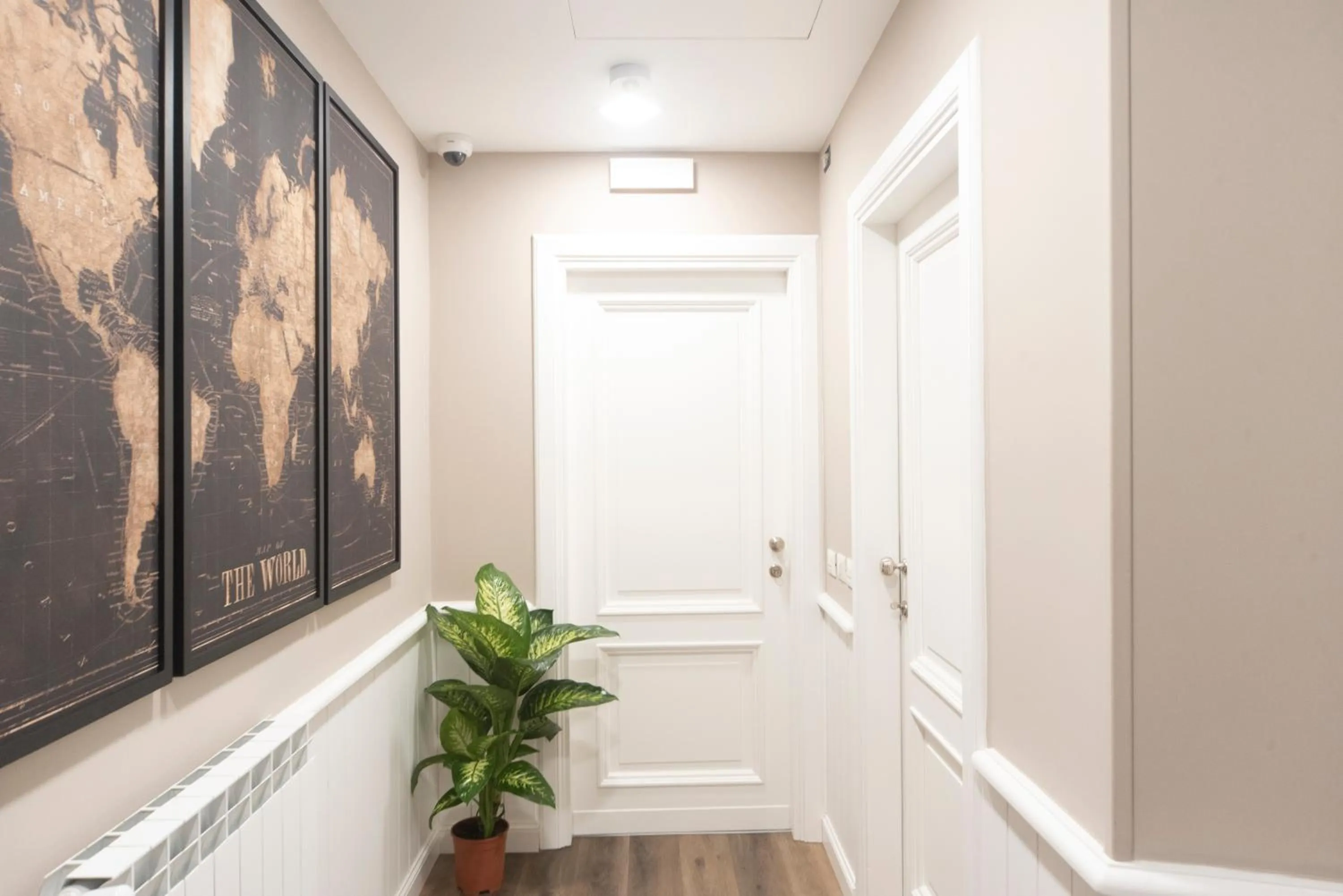 Decorative detail in Sacconi Palace Suite Roma