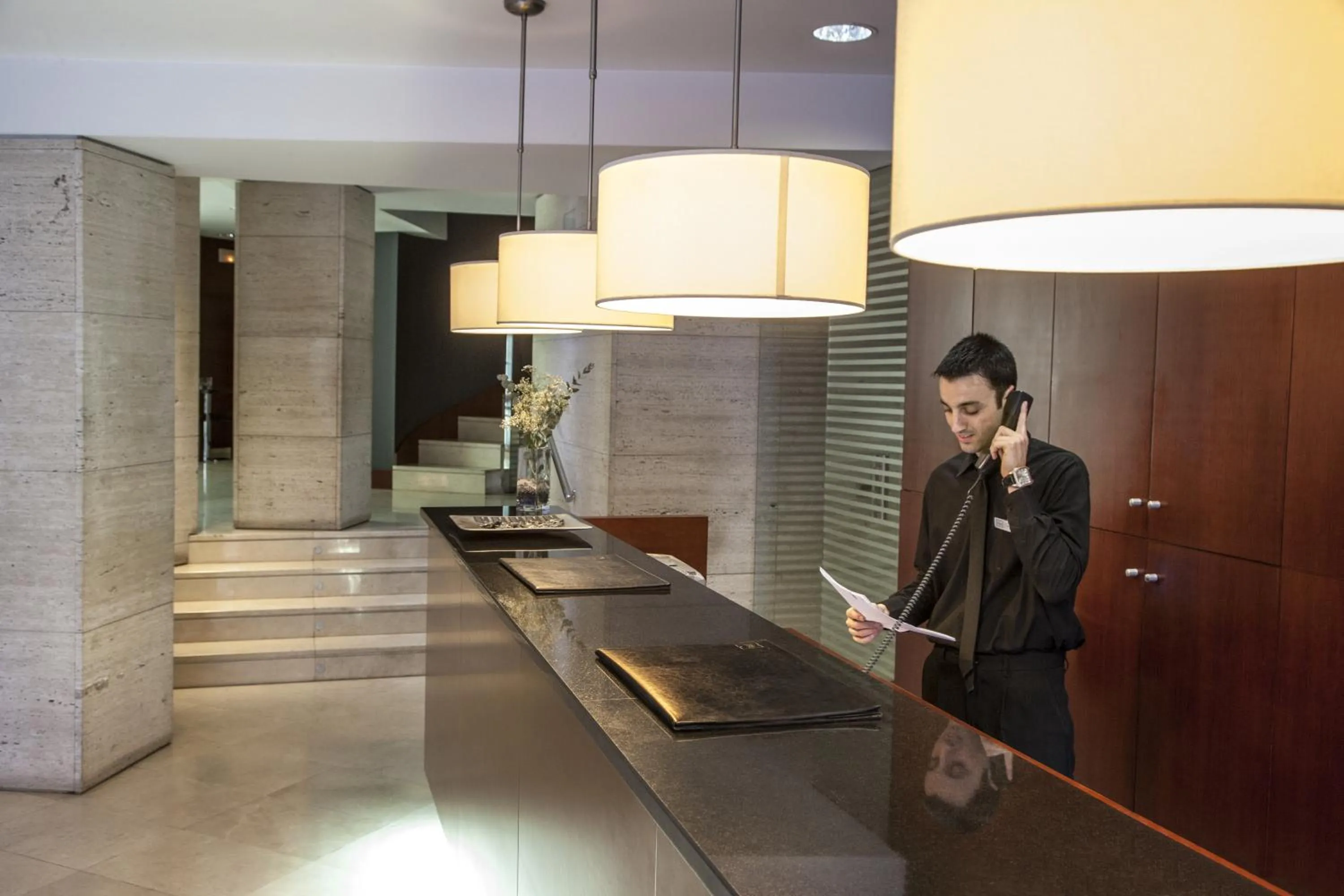 Lobby or reception in Hotel RH Murcia Centro