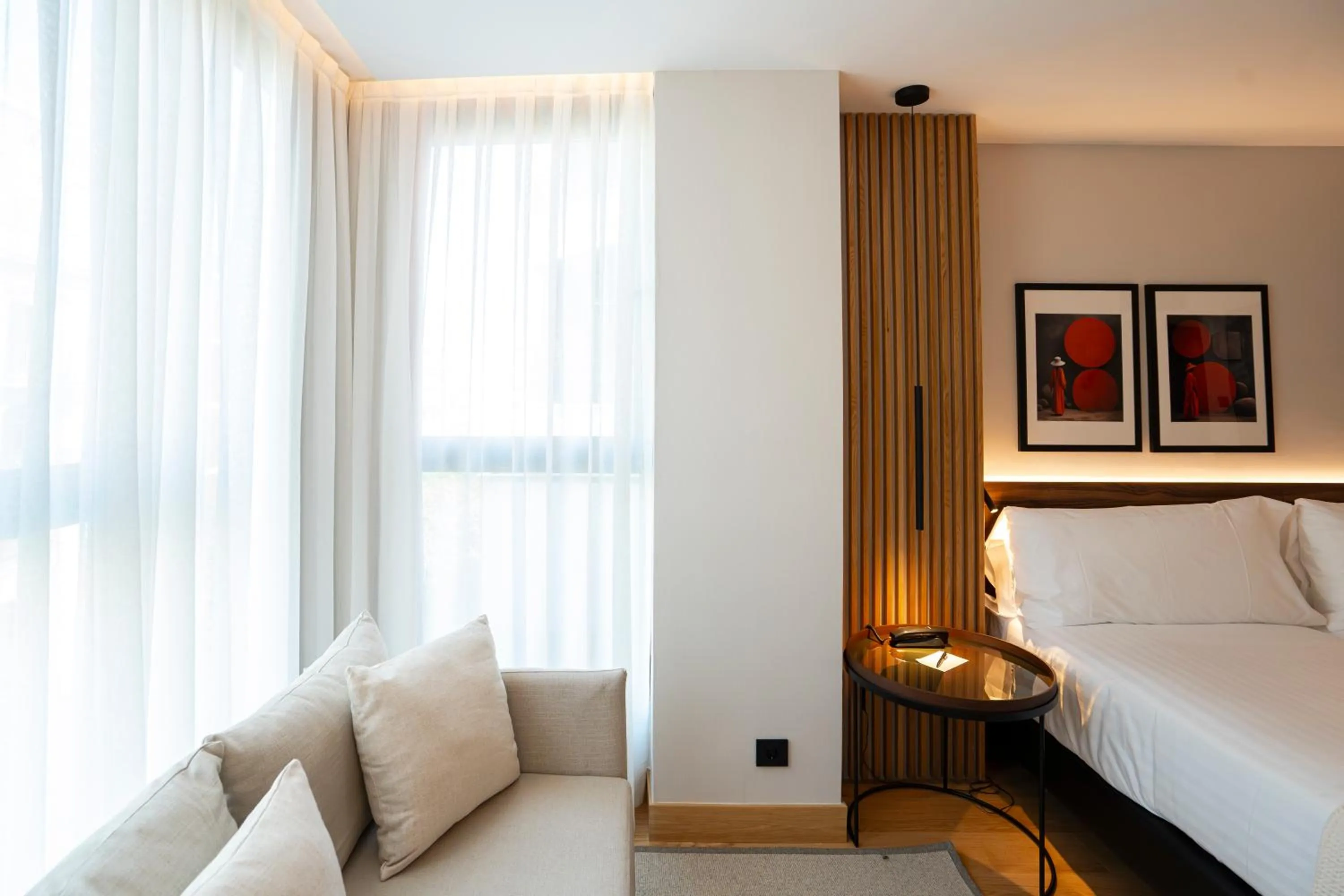 Photo of the whole room, Bed in Zenit Borrell