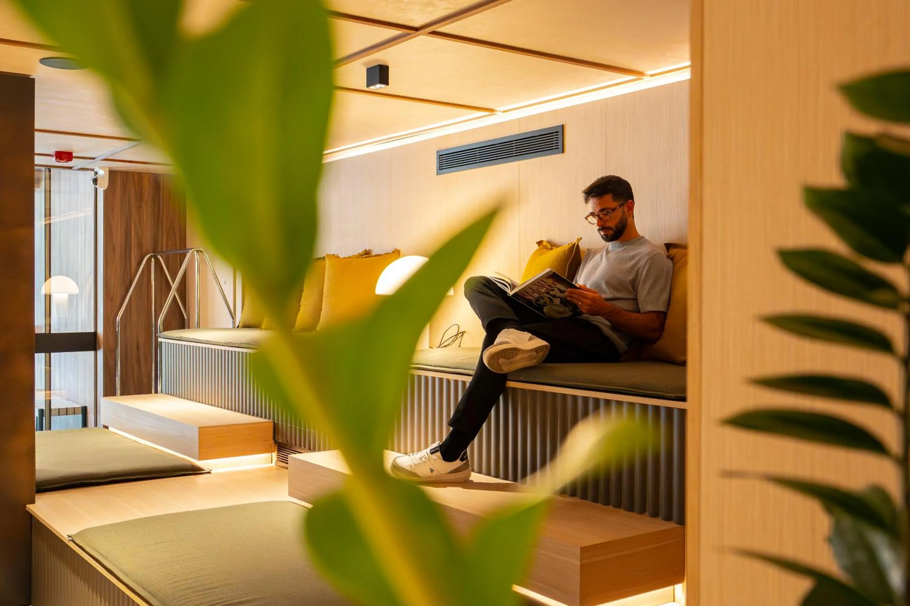 Living room, Bed in Zenit Borrell