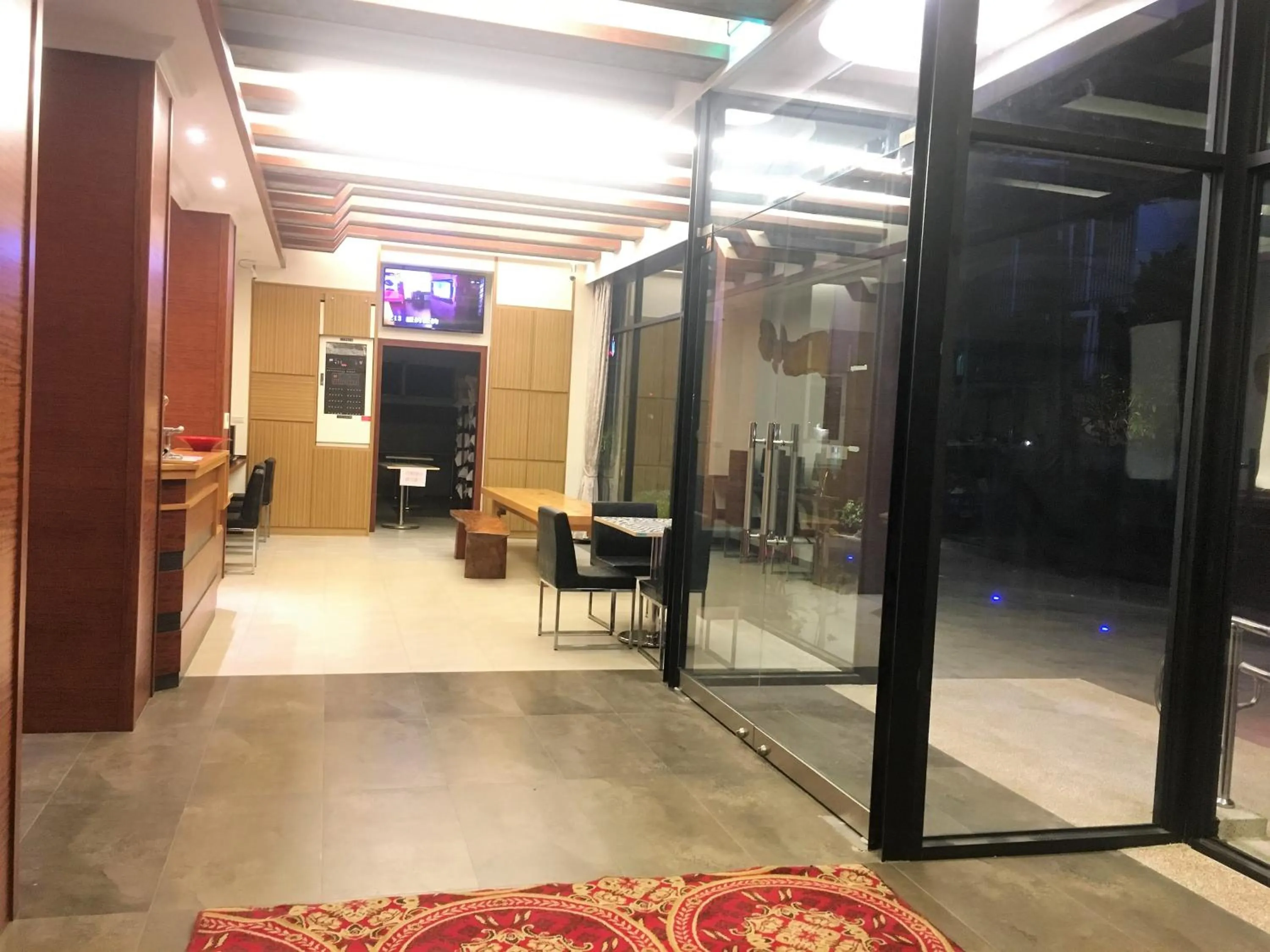 Communal lounge/ TV room in Wei Feng Exquisite Motel Pintung Branch