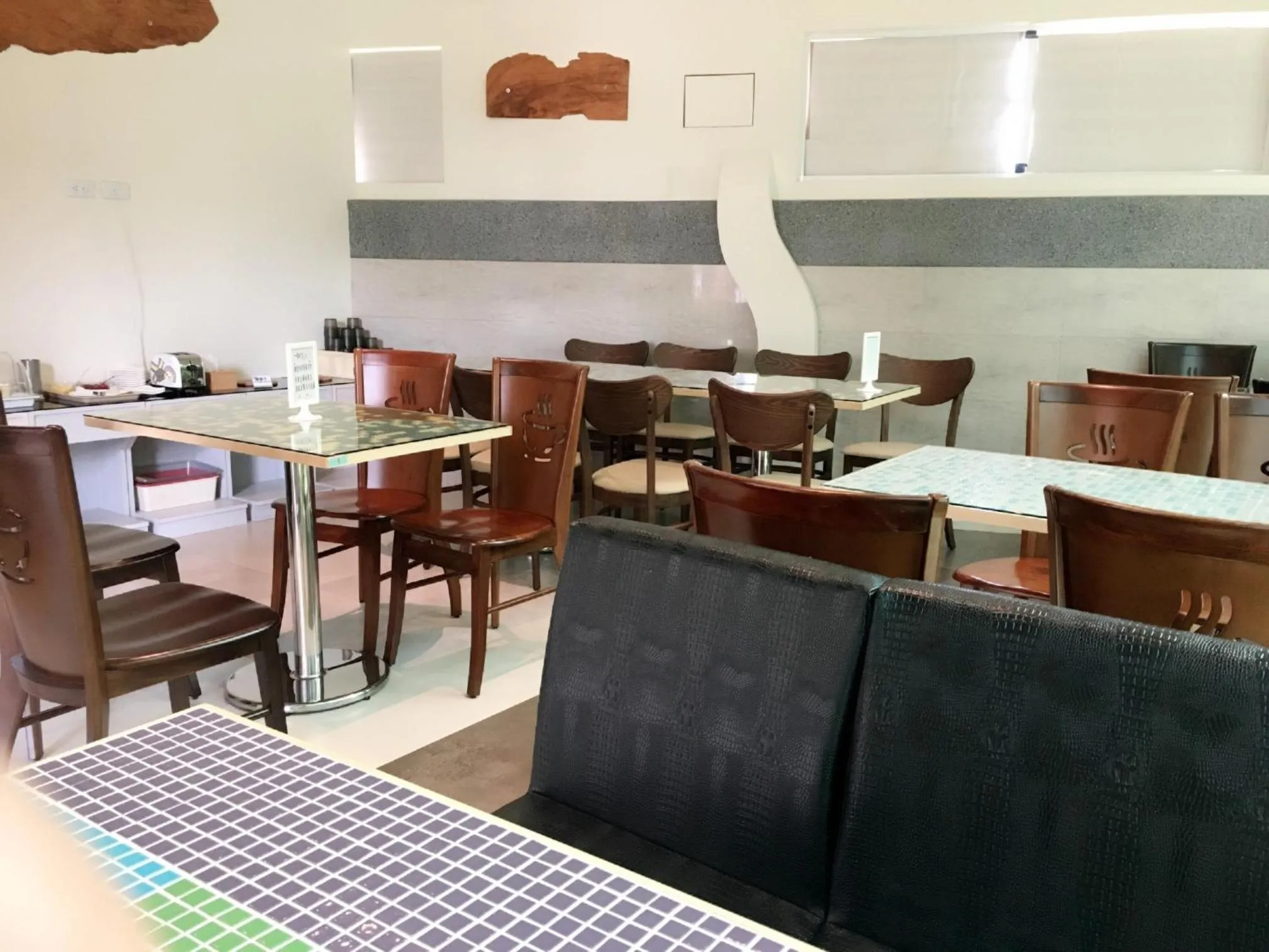 Restaurant/places to eat in Wei Feng Exquisite Motel Pintung Branch