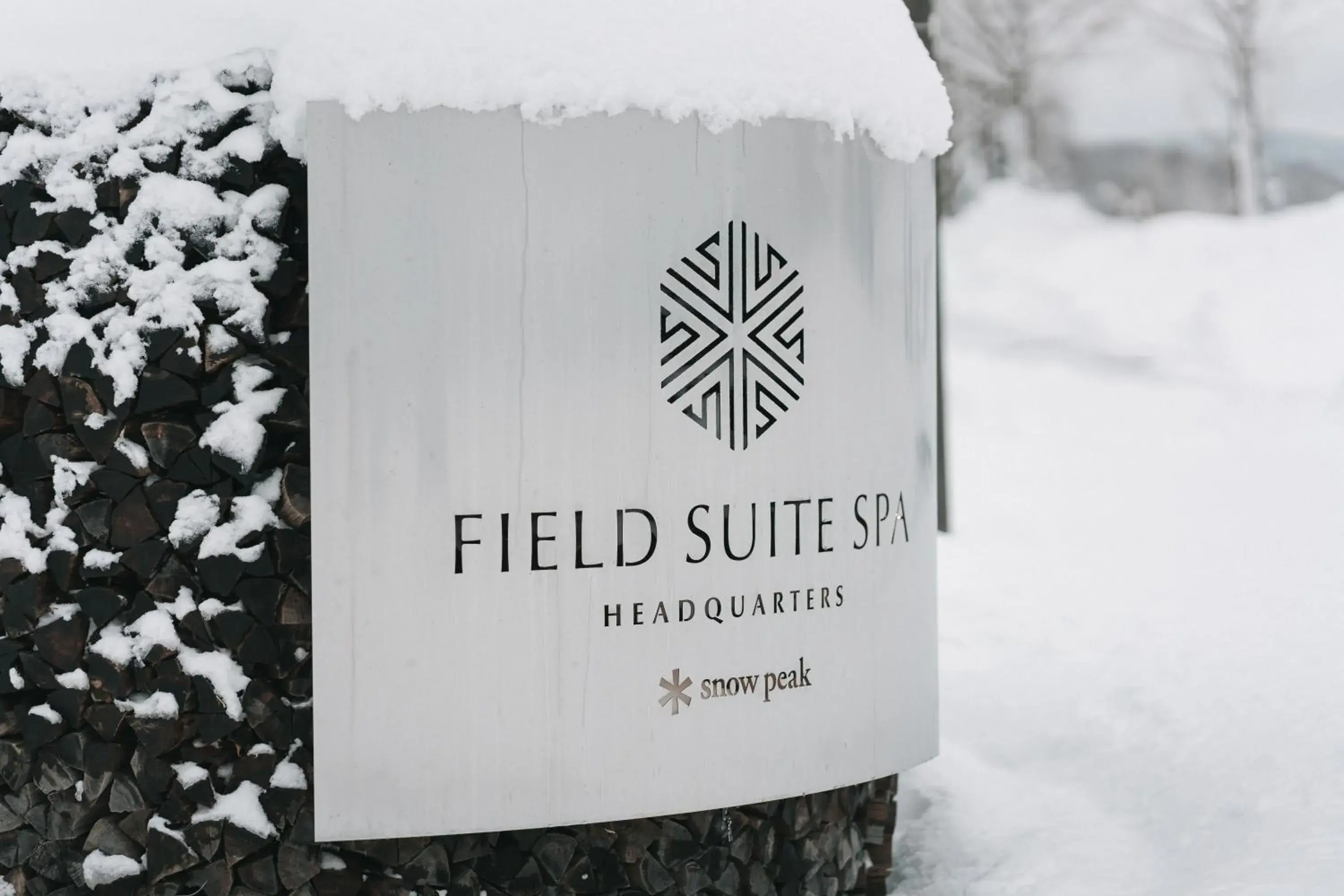 SNOW PEAK FIELD SUITE SPA HEADQUARTERS SNOW PEAK FIELD SUITE SPA HEADQUARTERS