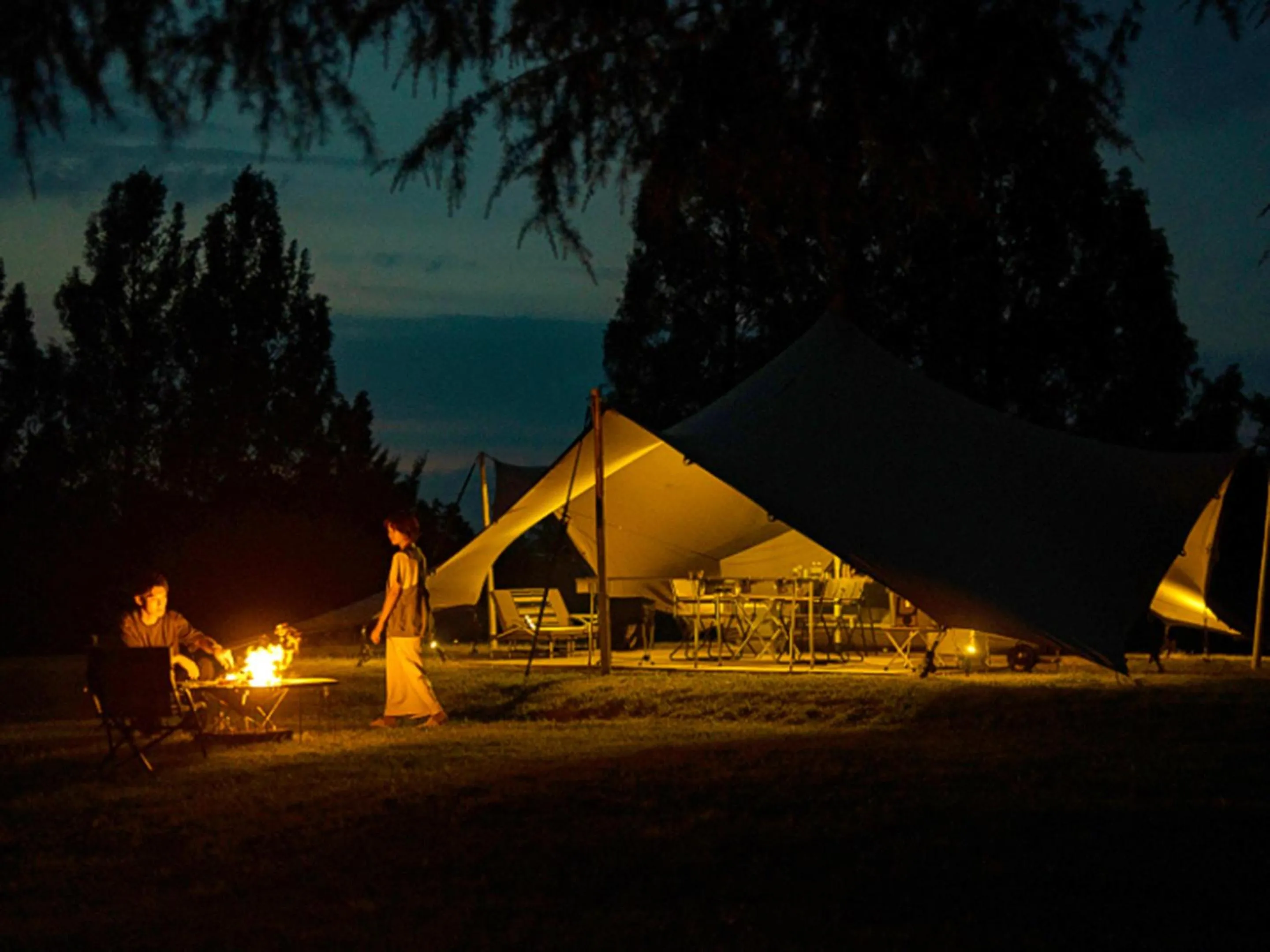 Night in SNOW PEAK FIELD SUITE SPA HEADQUARTERS