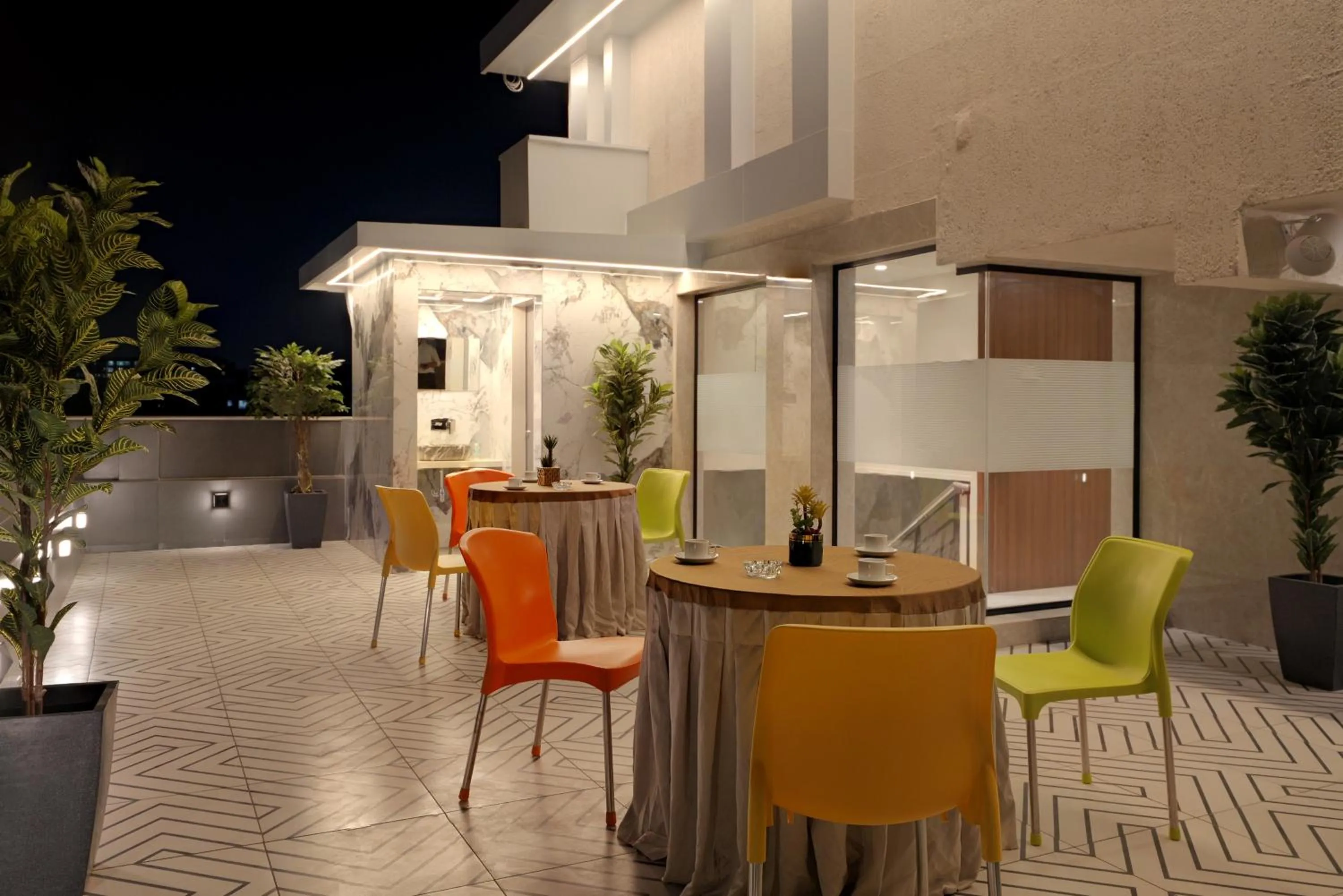 Planet Boutique Hotel