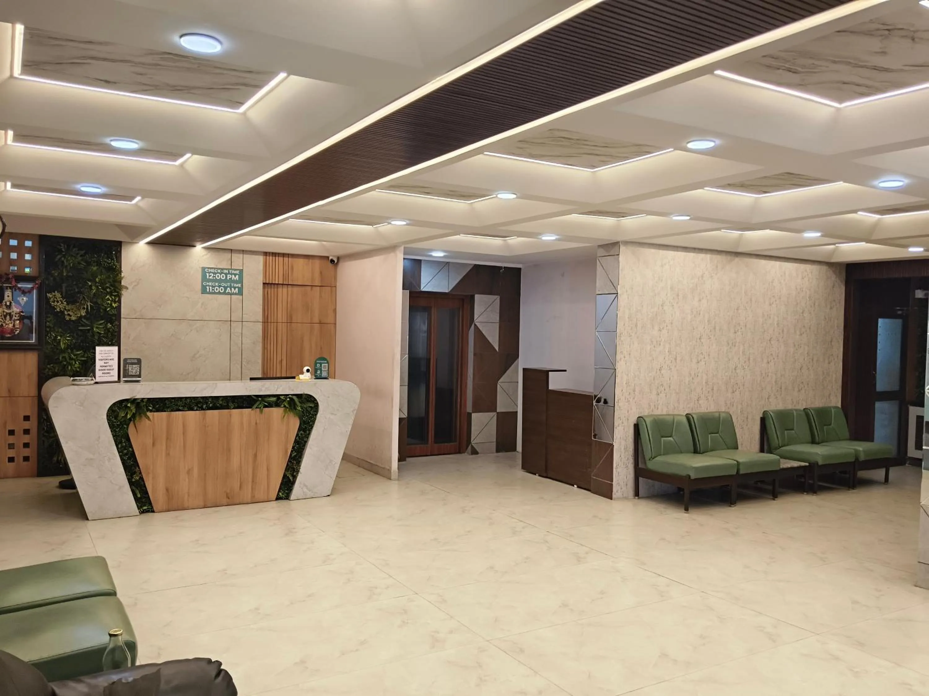 Lobby or reception in NavaRATNA Delight