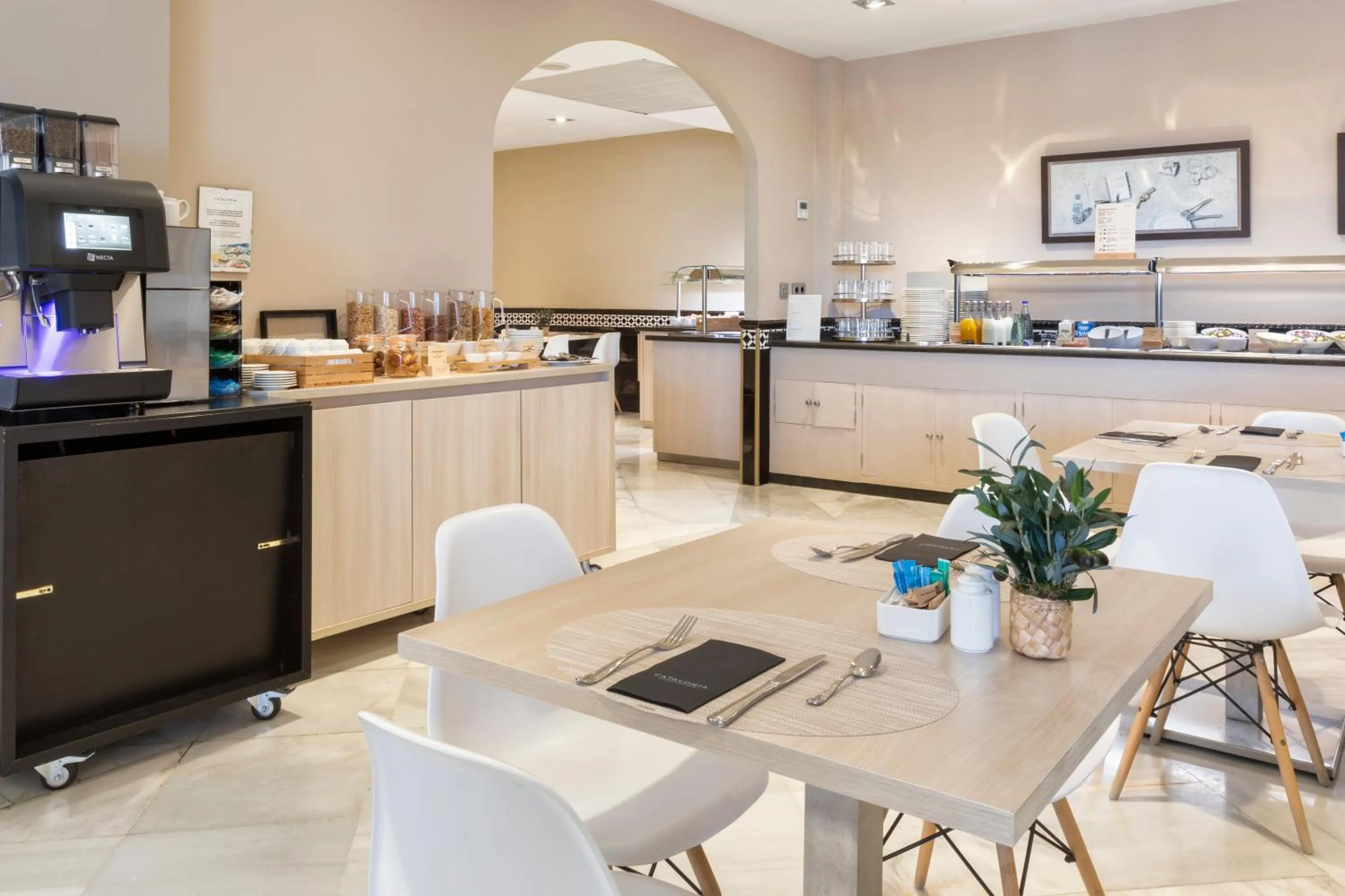 Food and drinks in Catalonia Hispalis