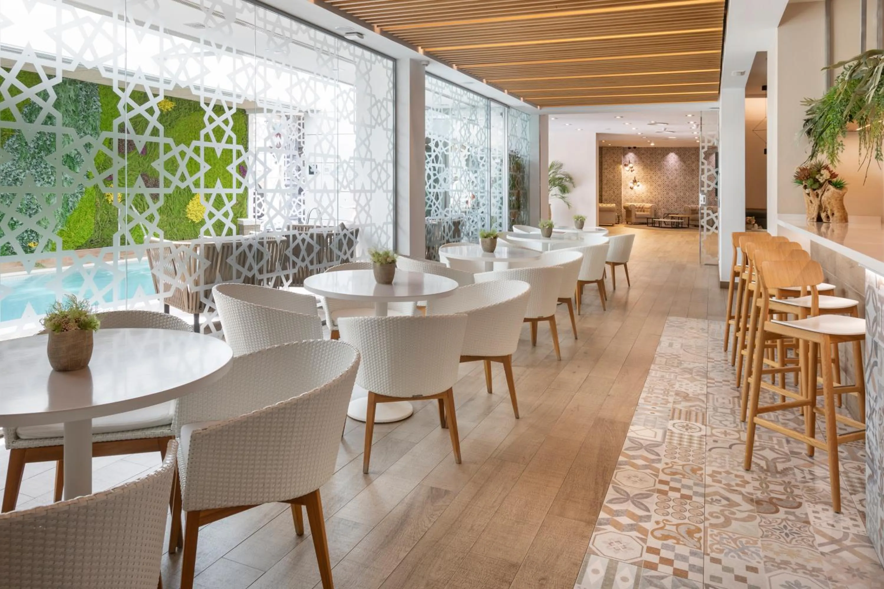 Restaurant/places to eat in Catalonia Giralda