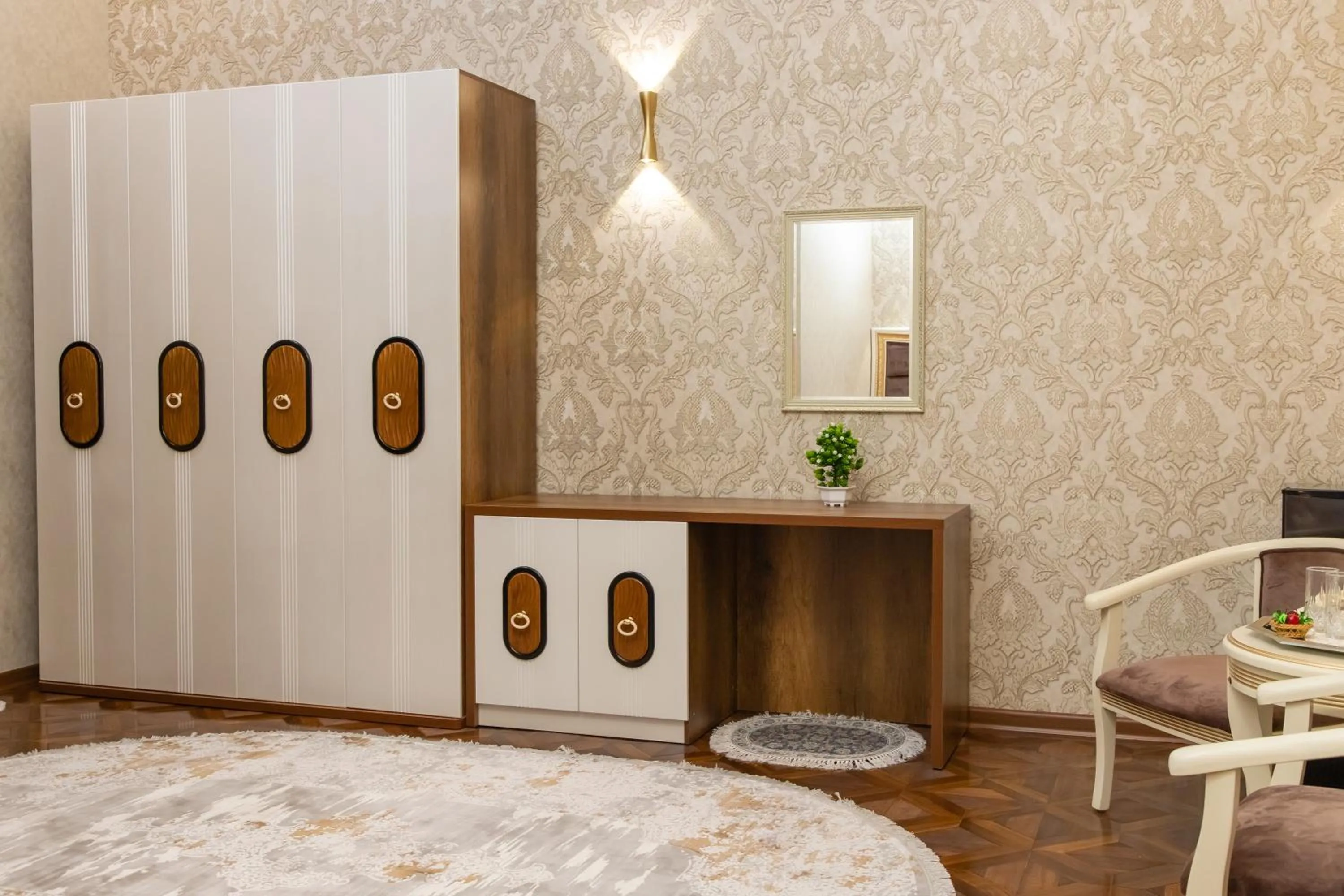 Photo of the whole room in Renaissance Boutique Hotel