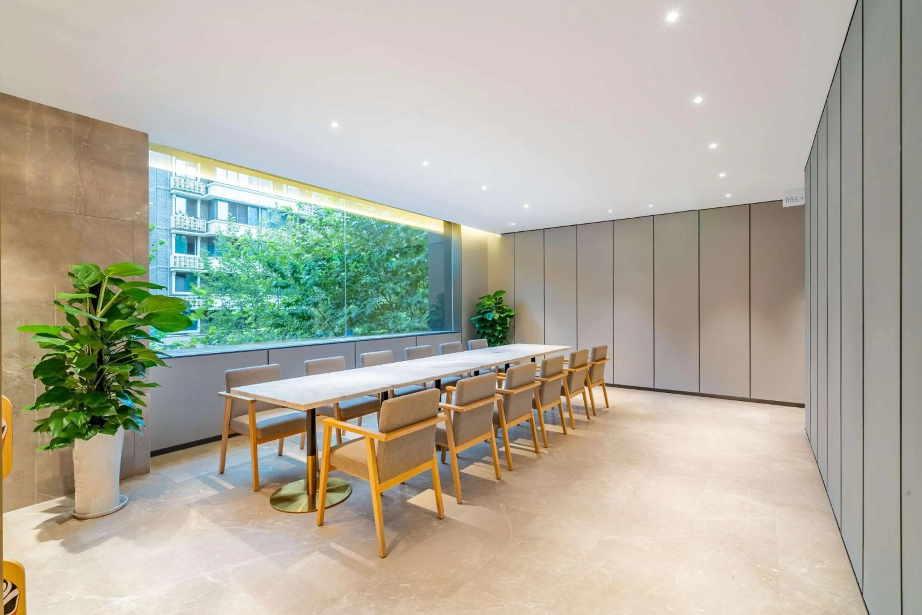 Restaurant/places to eat in Hilton Garden Inn Chengdu Kuanzhai Alley