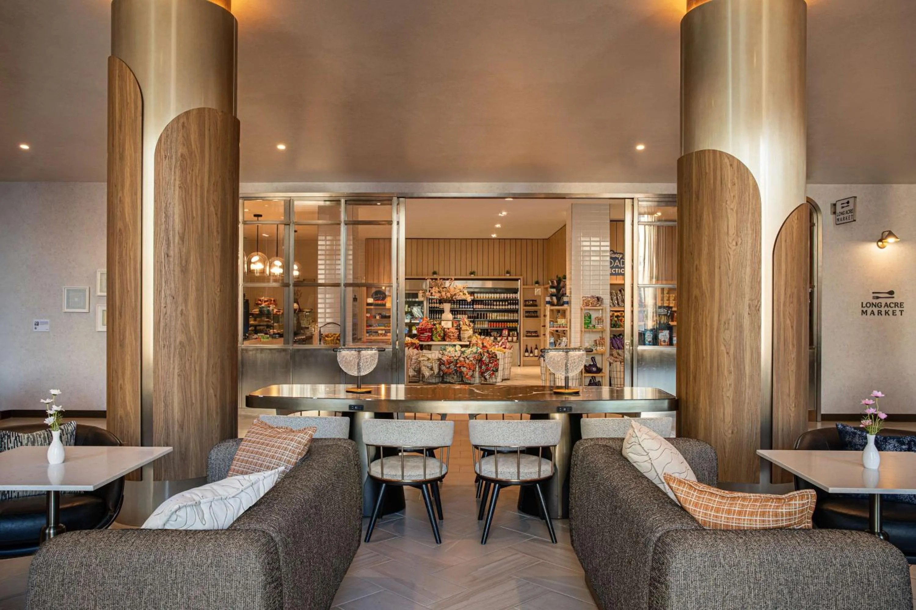 Restaurant/places to eat in Hilton New York Times Square