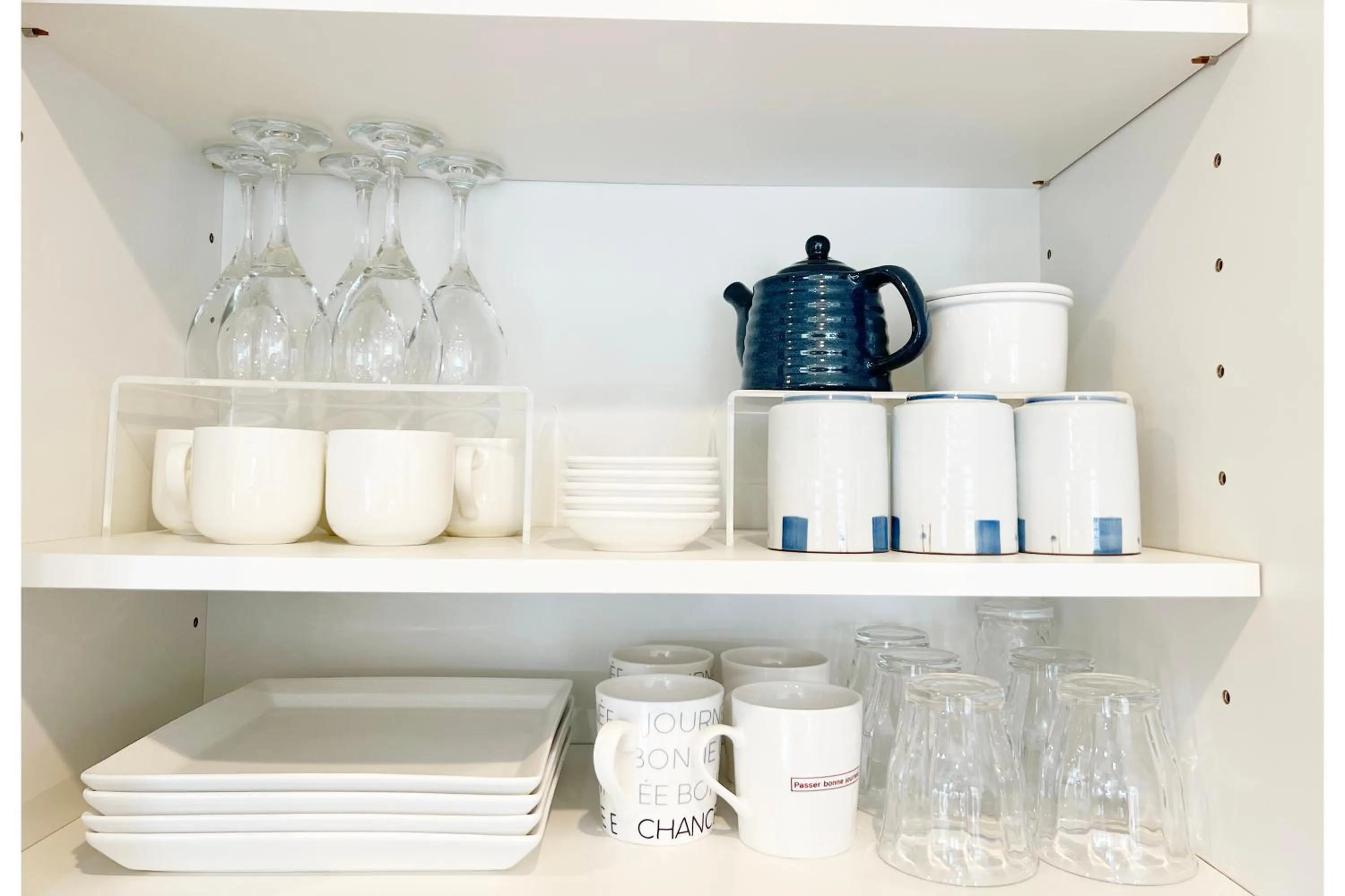 Photo of the whole room in La Hacienda Marina Bay Chatan