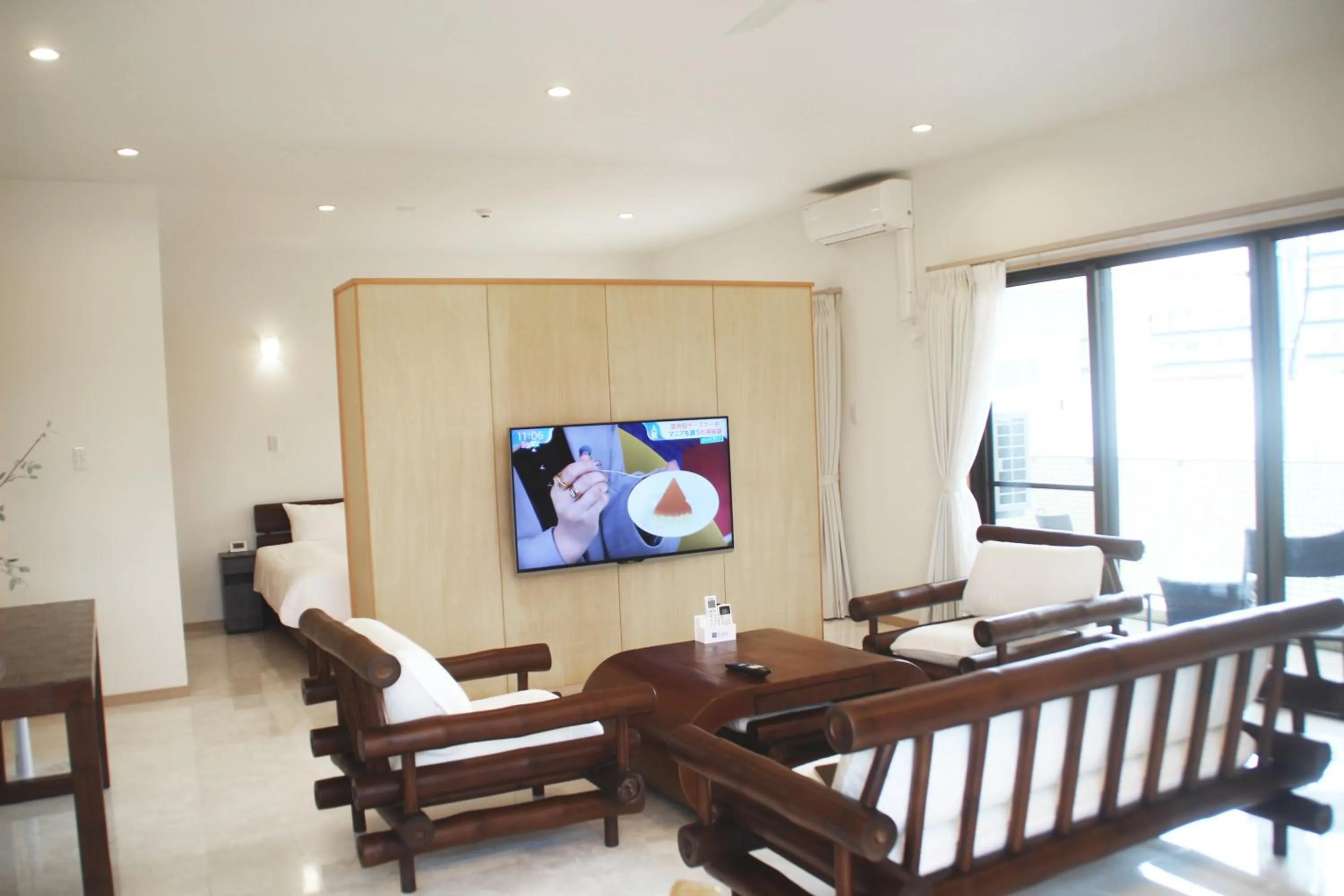TV and multimedia in La Hacienda Marina Bay Chatan