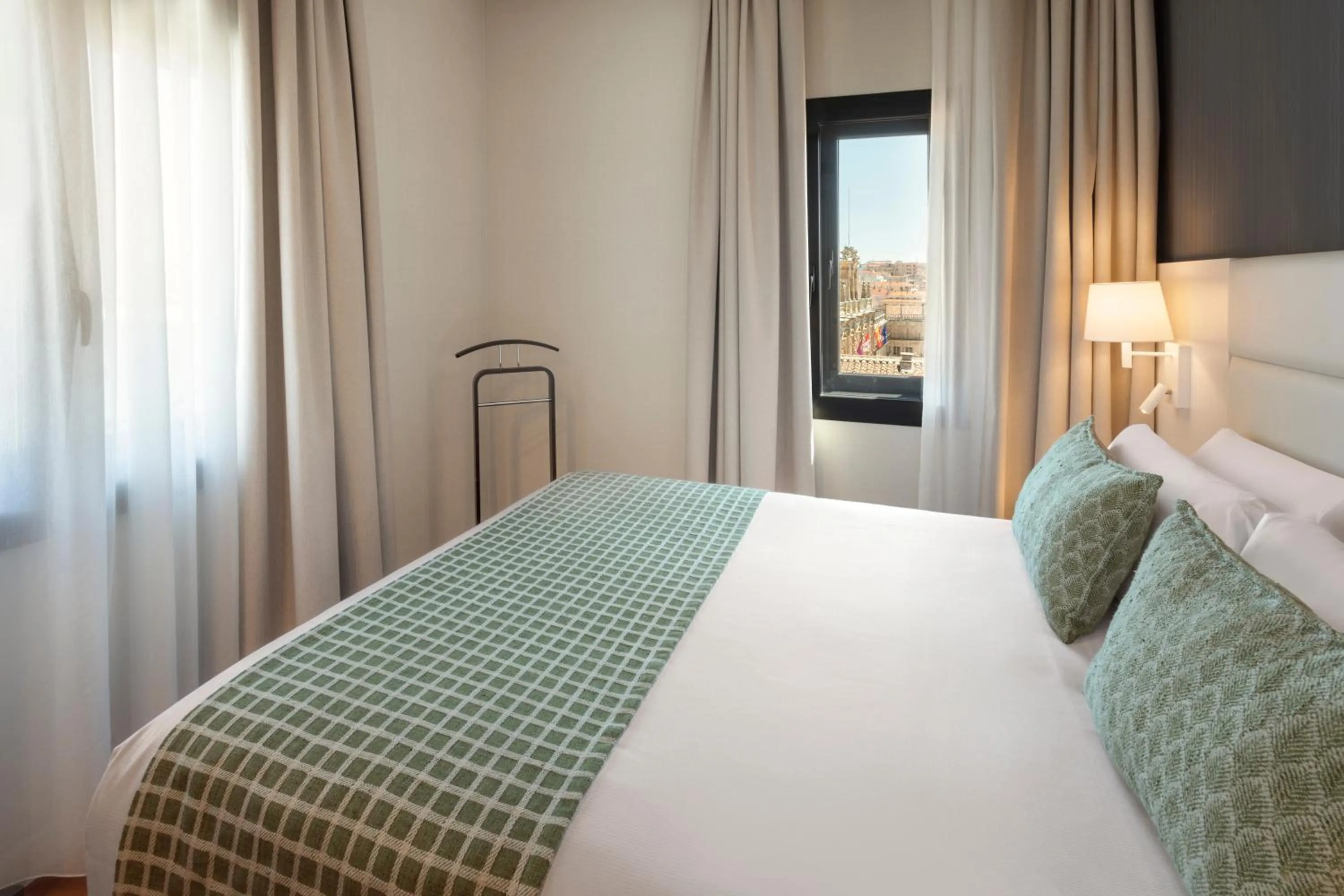 Bed in Catalonia Plaza Mayor Salamanca