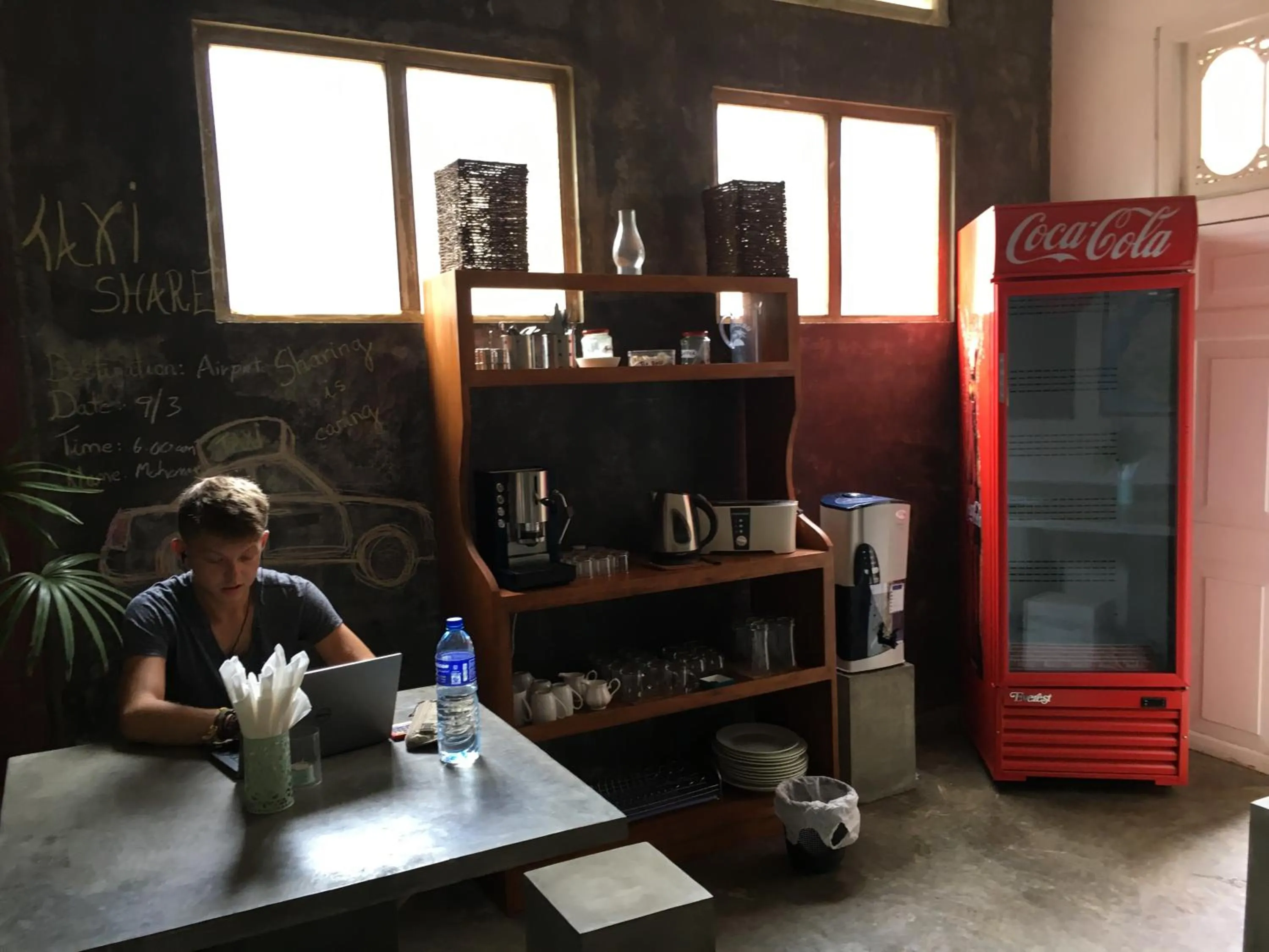 Coffee/tea facilities in Colombo Beach Hostel
