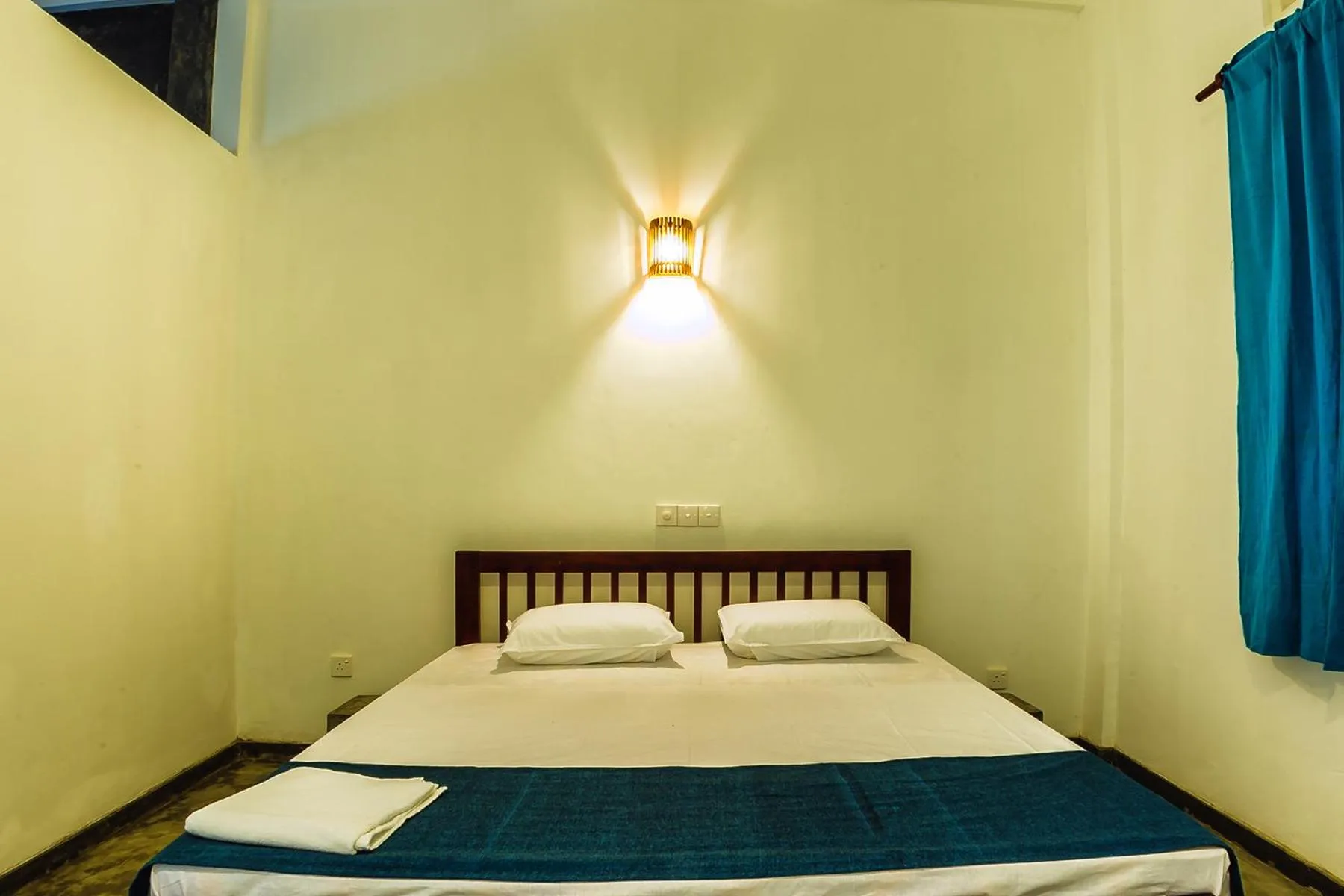 Bed in Colombo Beach Hostel