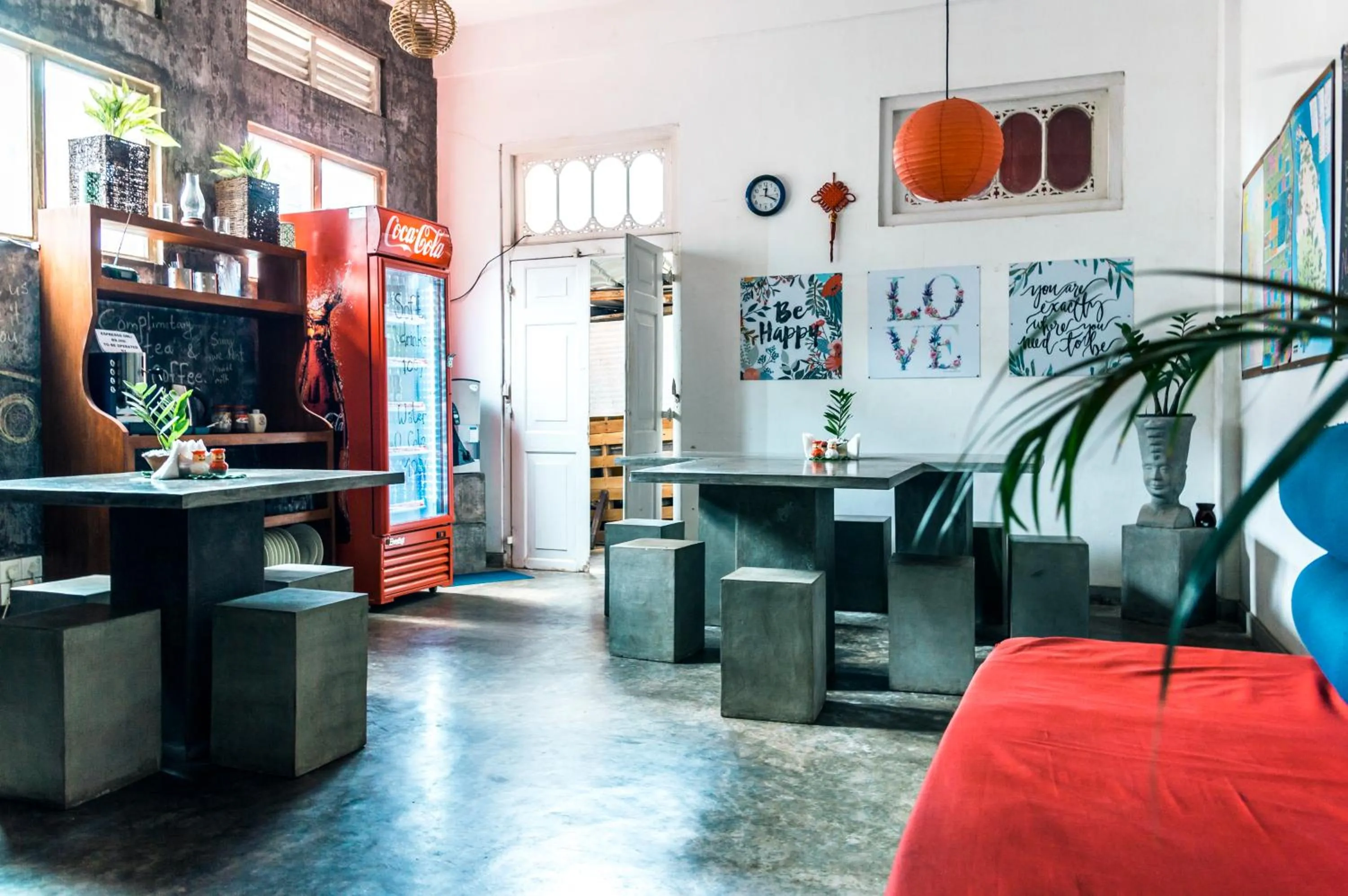 Colombo Beach Hostel