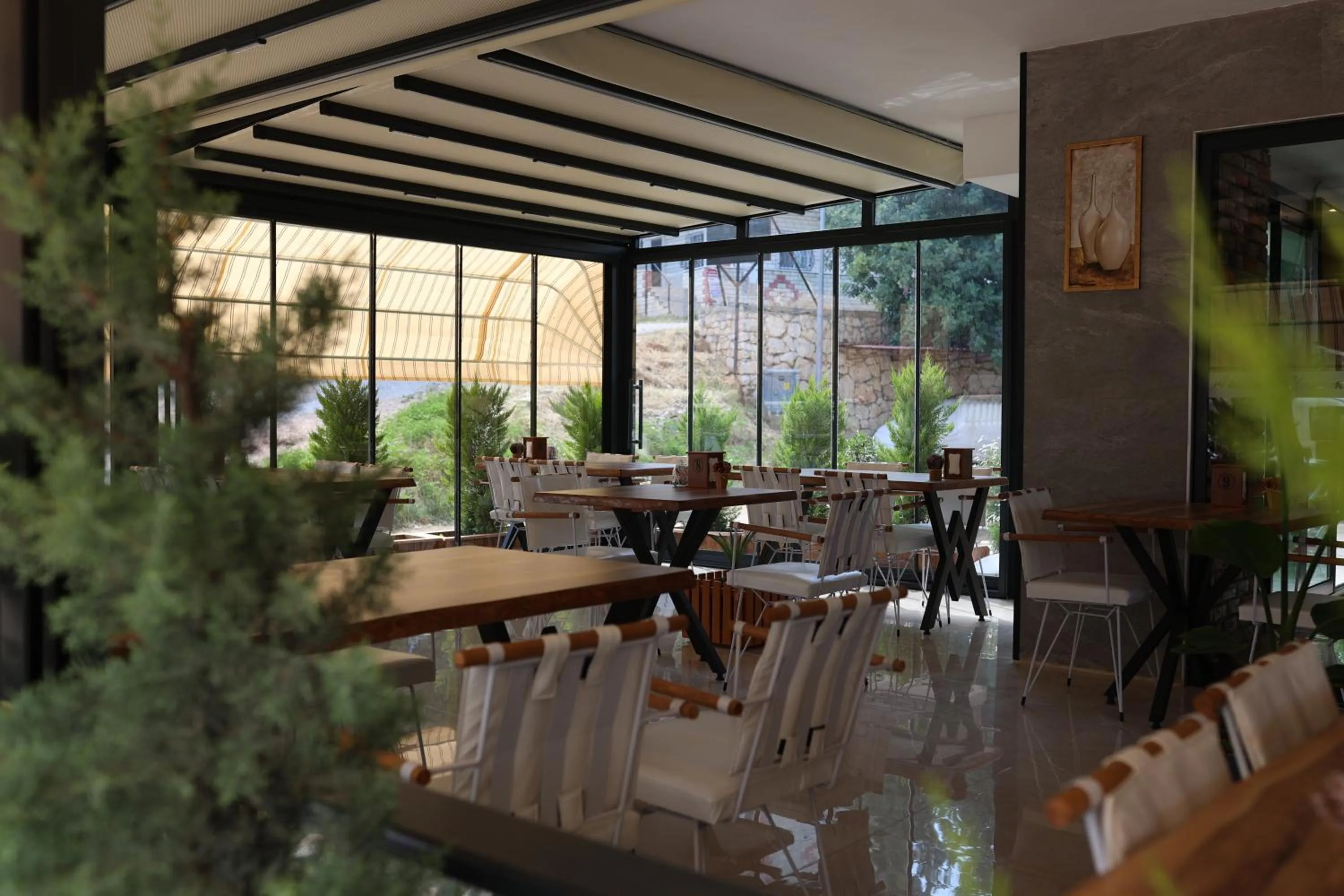 Restaurant/places to eat in Akdeniz Yaşam Otel