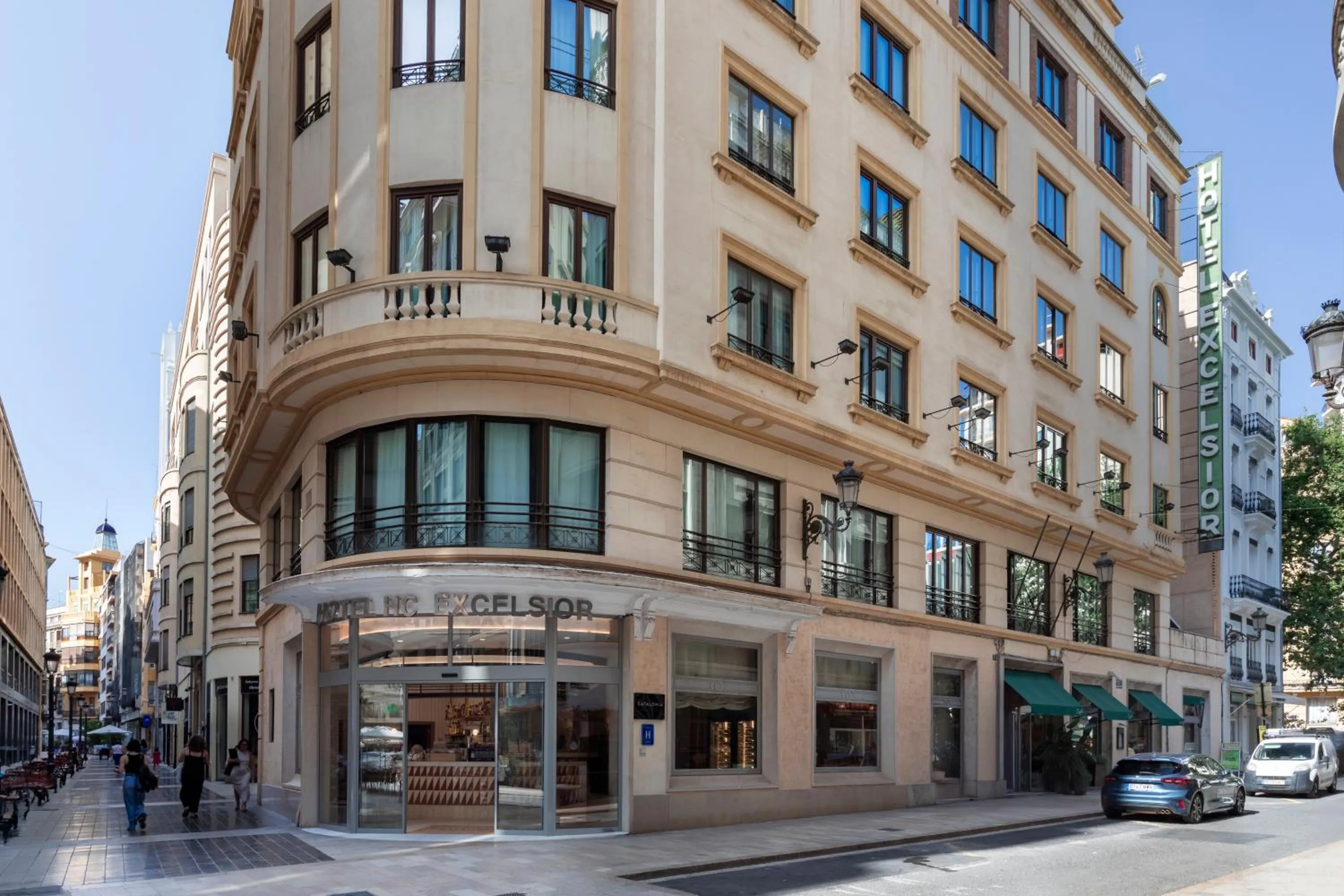 Property building in Catalonia Excelsior