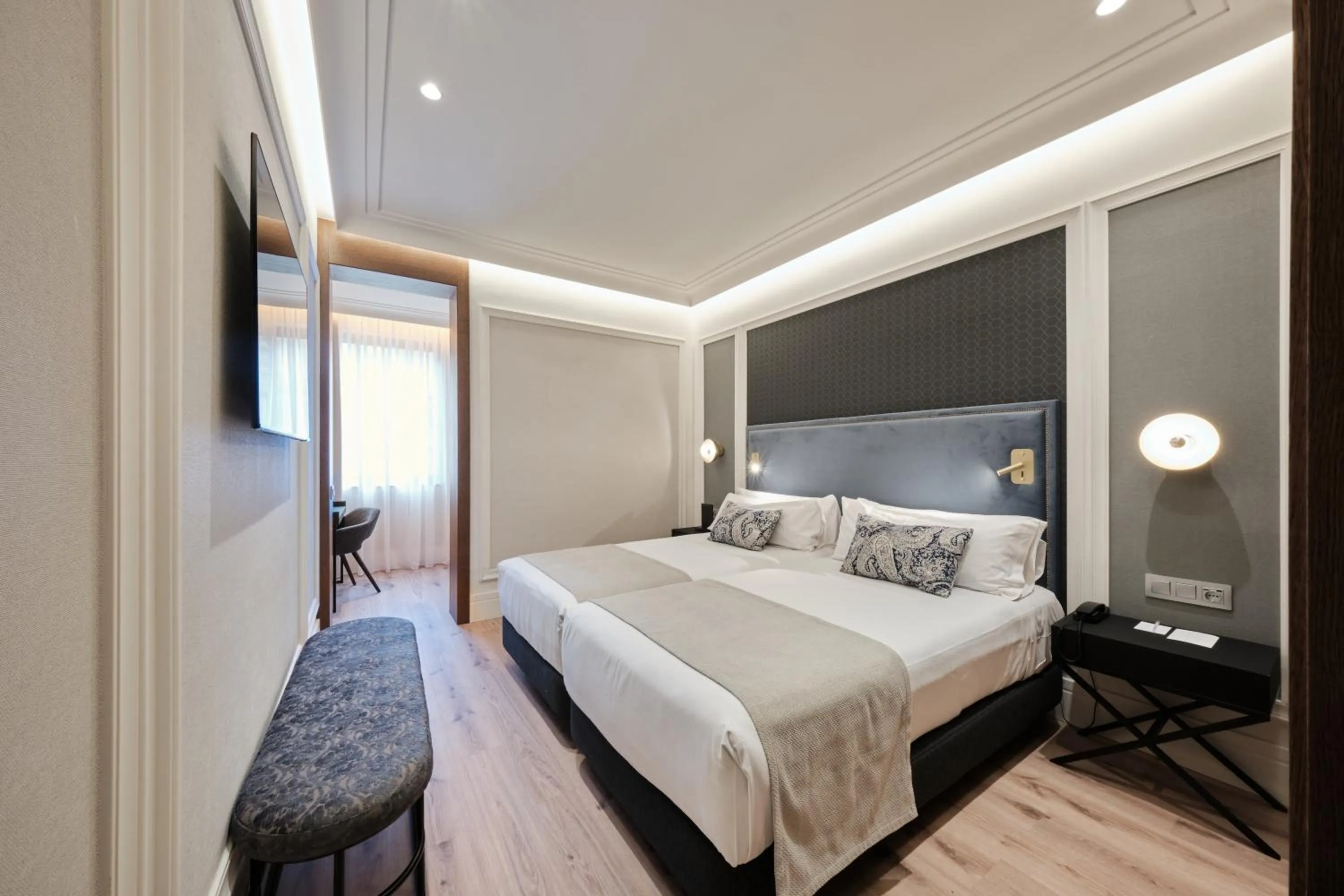 Bed in Catalonia Plaza Catalunya