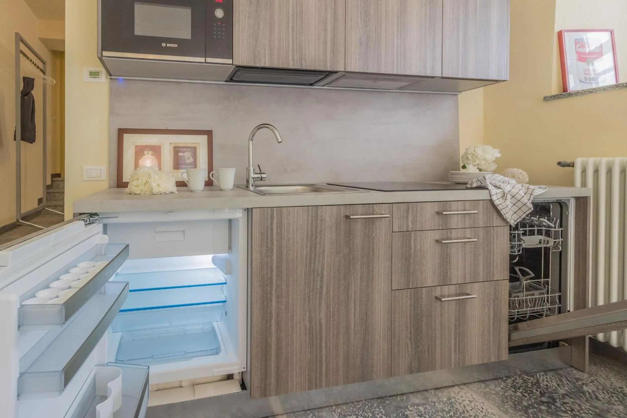Kitchen or kitchenette in Tiny Duke Apartment