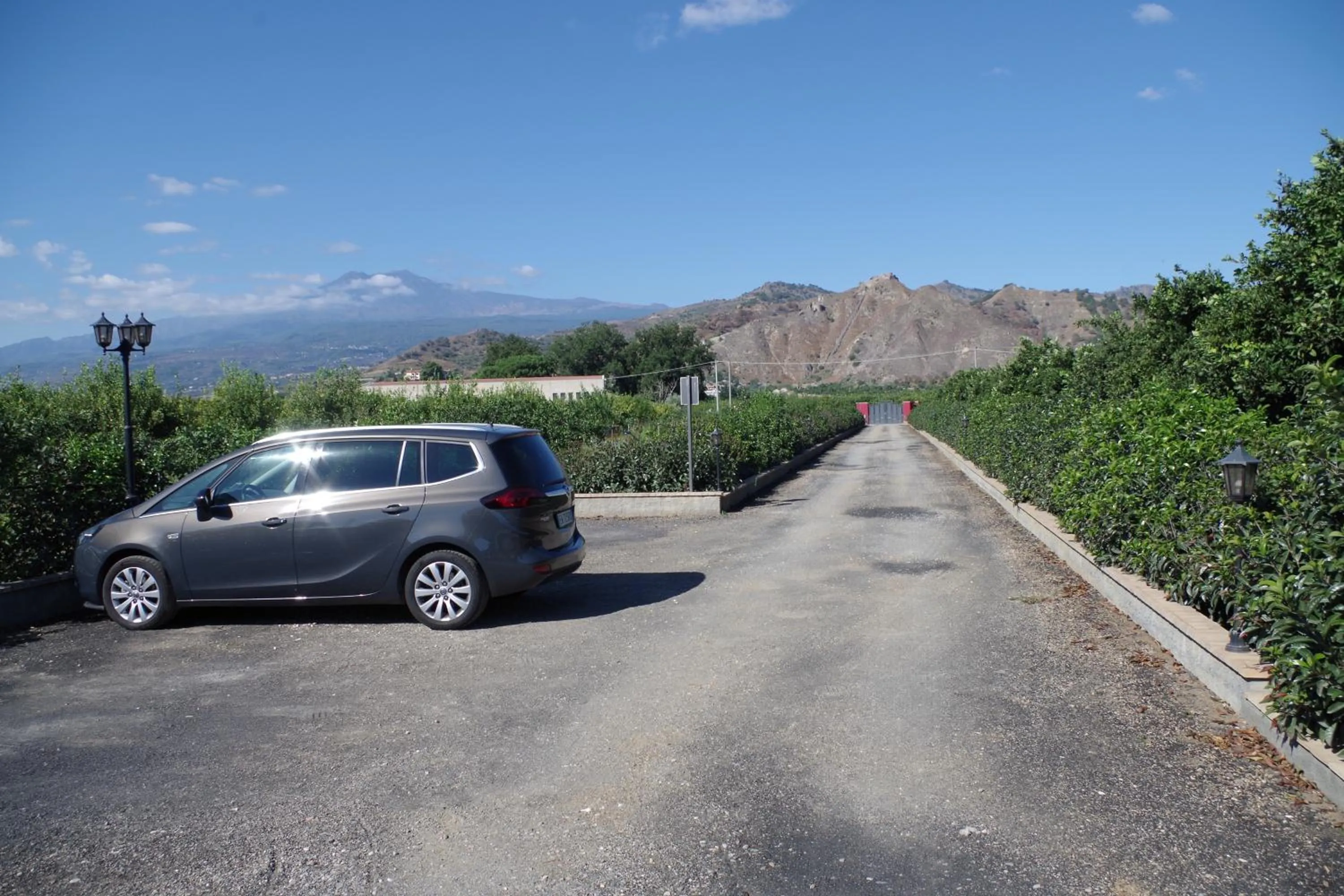 Facade/entrance in B&B Villa Valentina