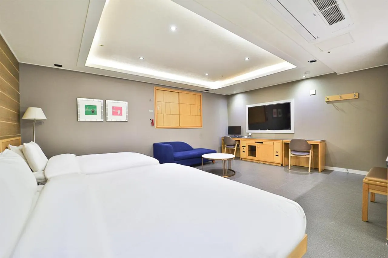 Photo of the whole room, Bed in Seomyeon IB Hotel