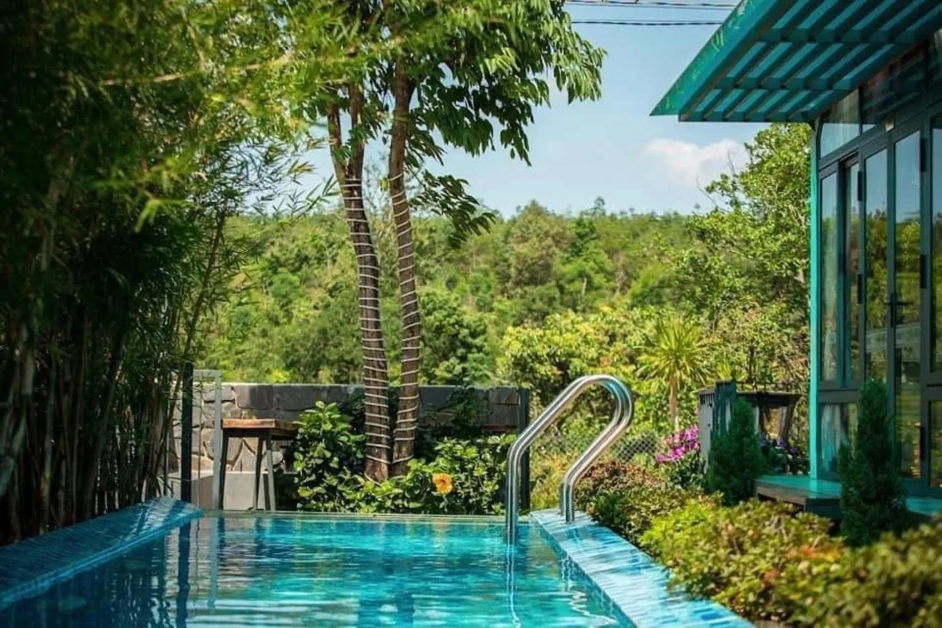 Pool view in Ninh Hoa Garden