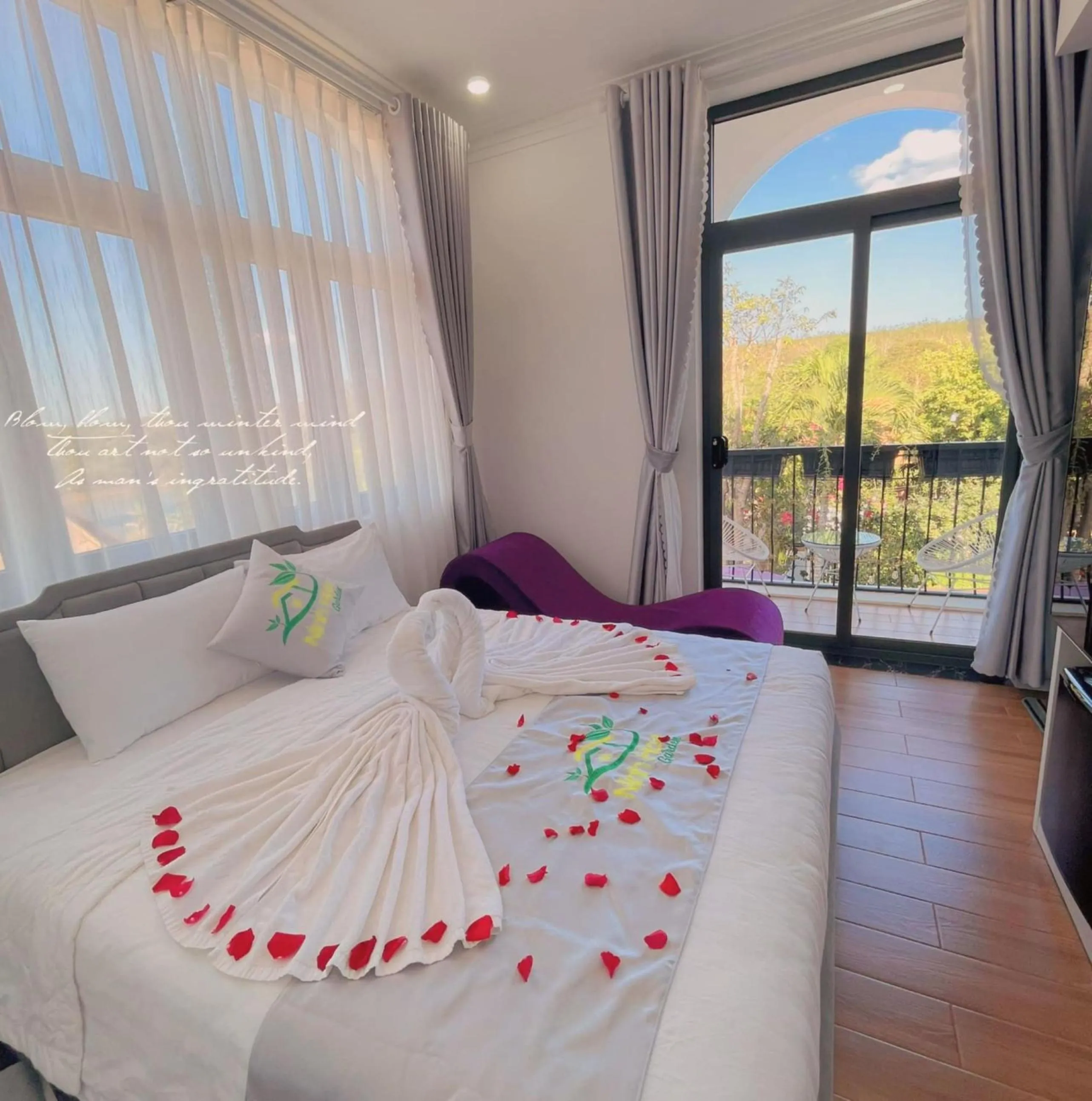 Photo of the whole room in Ninh Hoa Garden