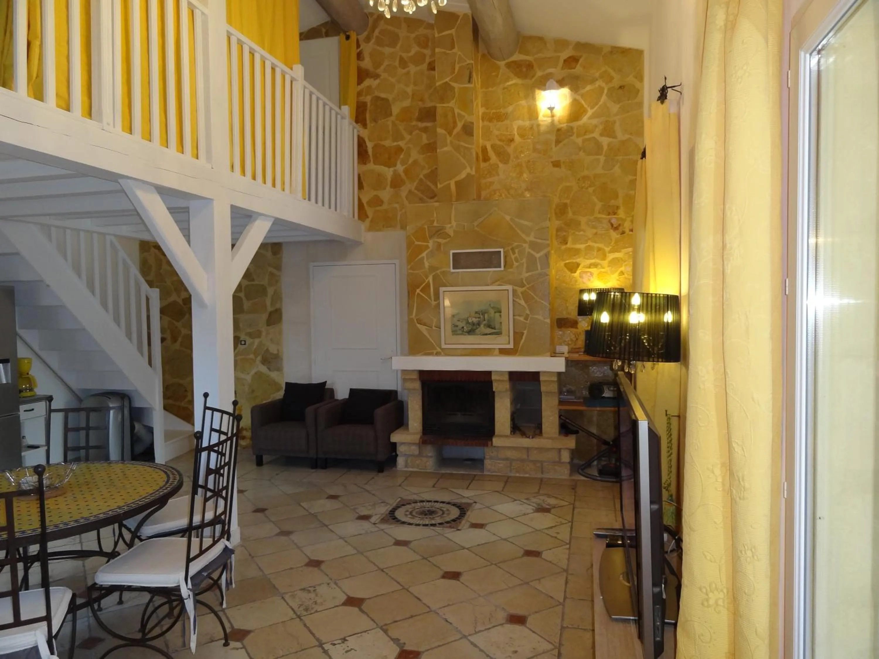 Living room in Locations des Alpilles