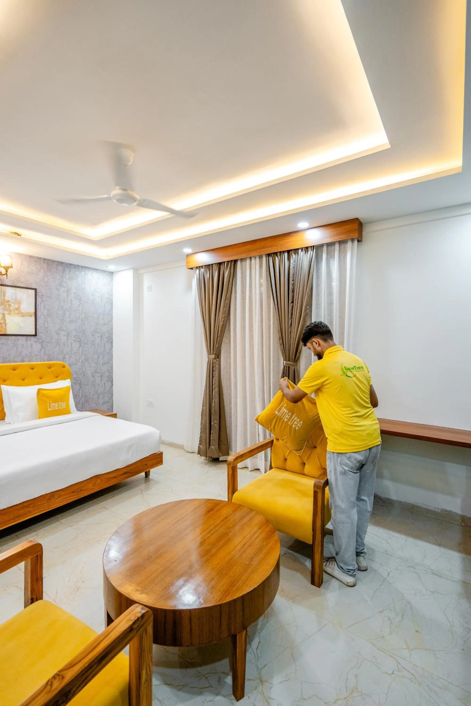 Bedroom, Bed in Lime Tree Hotels and Banquet Greater Noida