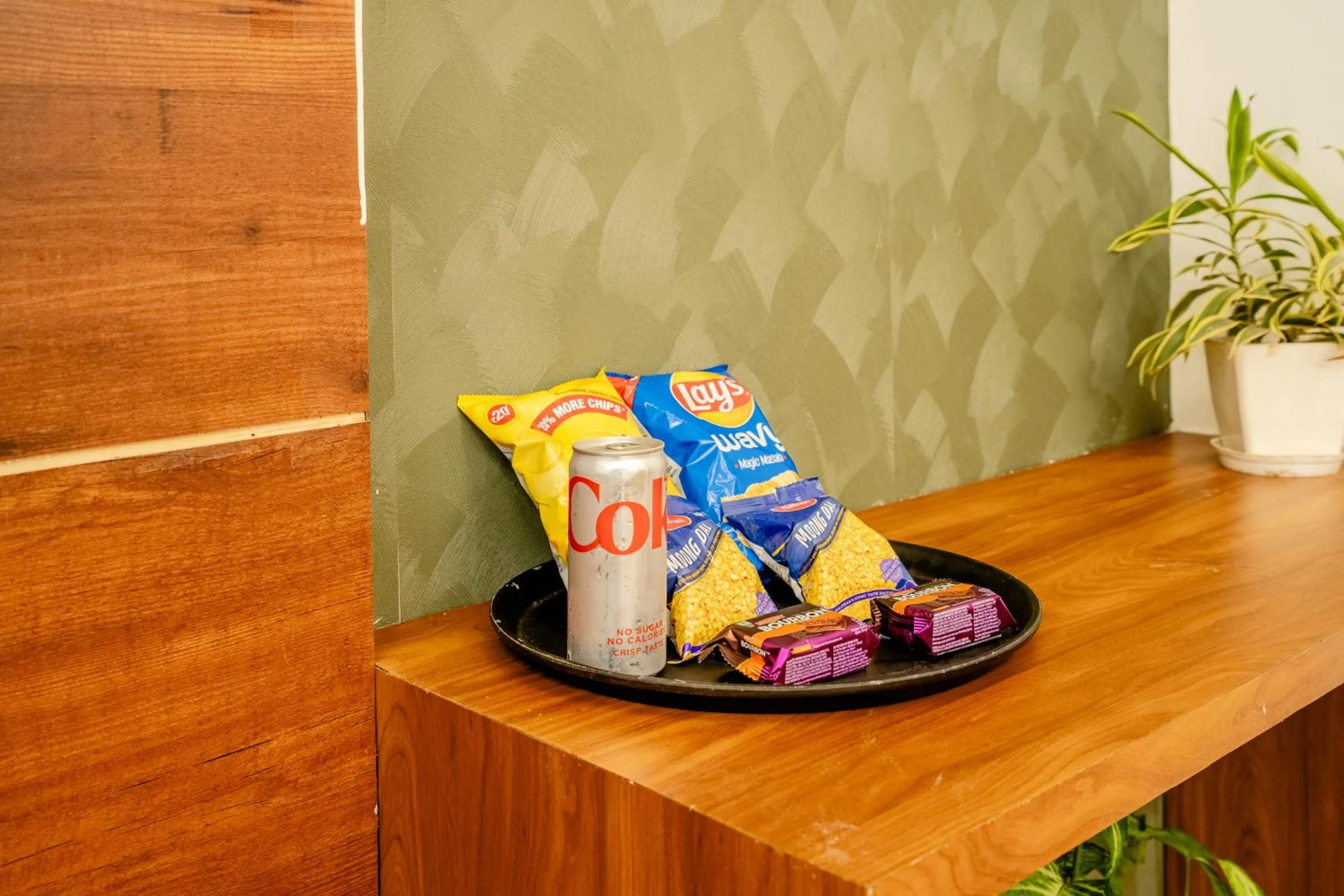 Food and drinks in Lime Tree Hotels and Banquet Greater Noida